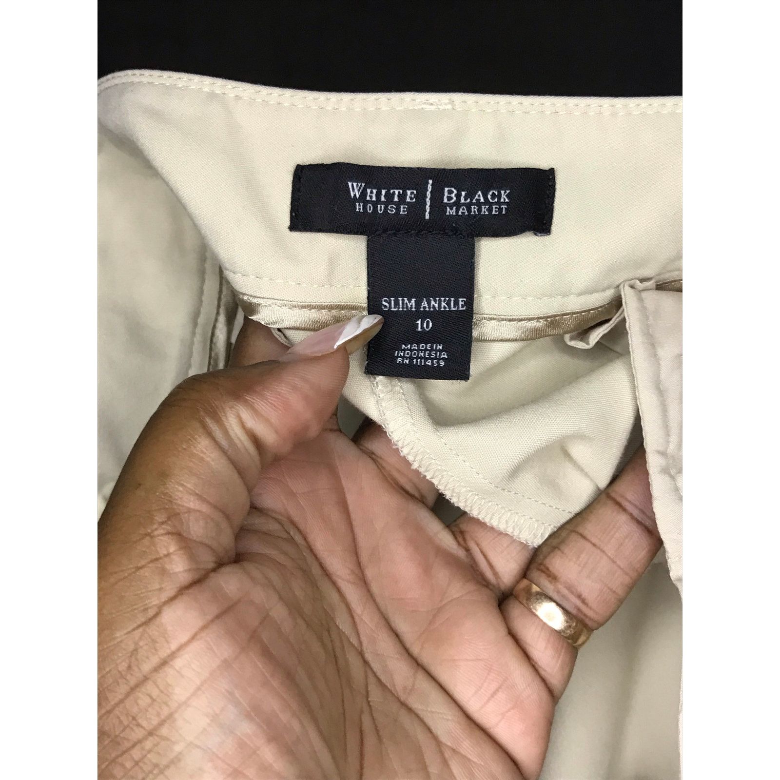 White House Black Market White House Black Market slim ankle stretchy chino's size 10 Size 32" / US 10 / IT 46 - 4 Thumbnail