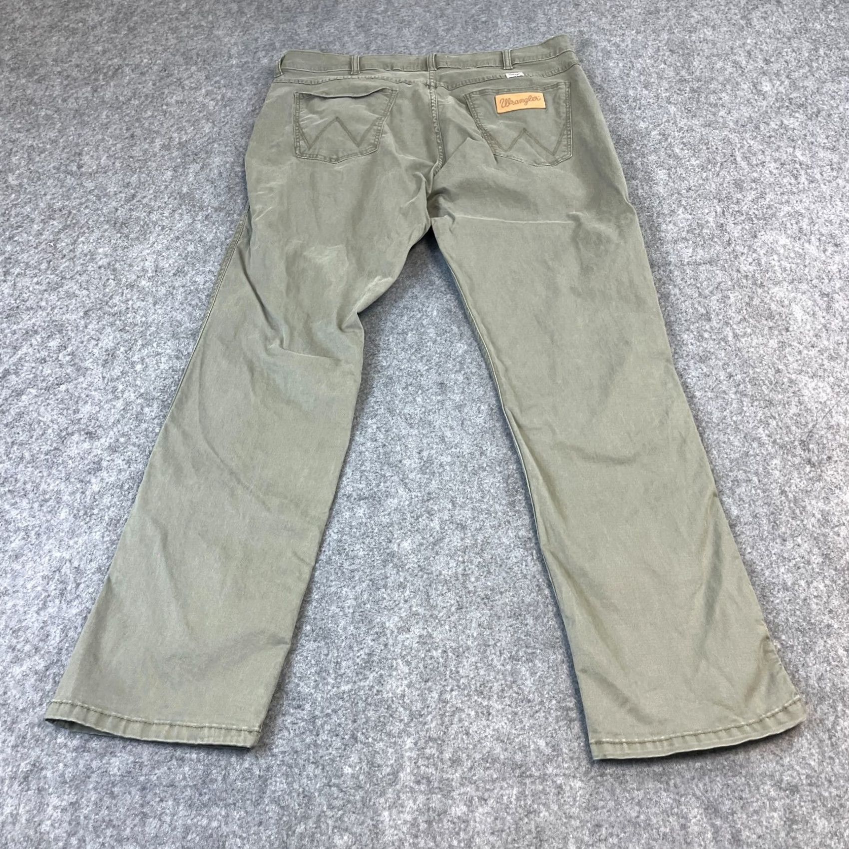 Wrangler Wrangler Jeans Tapered Mens 32 Regular Denim Khaki Green 5-Pocket Stretch Comfort Size US 32 / EU 48 - 2 Thumbnail