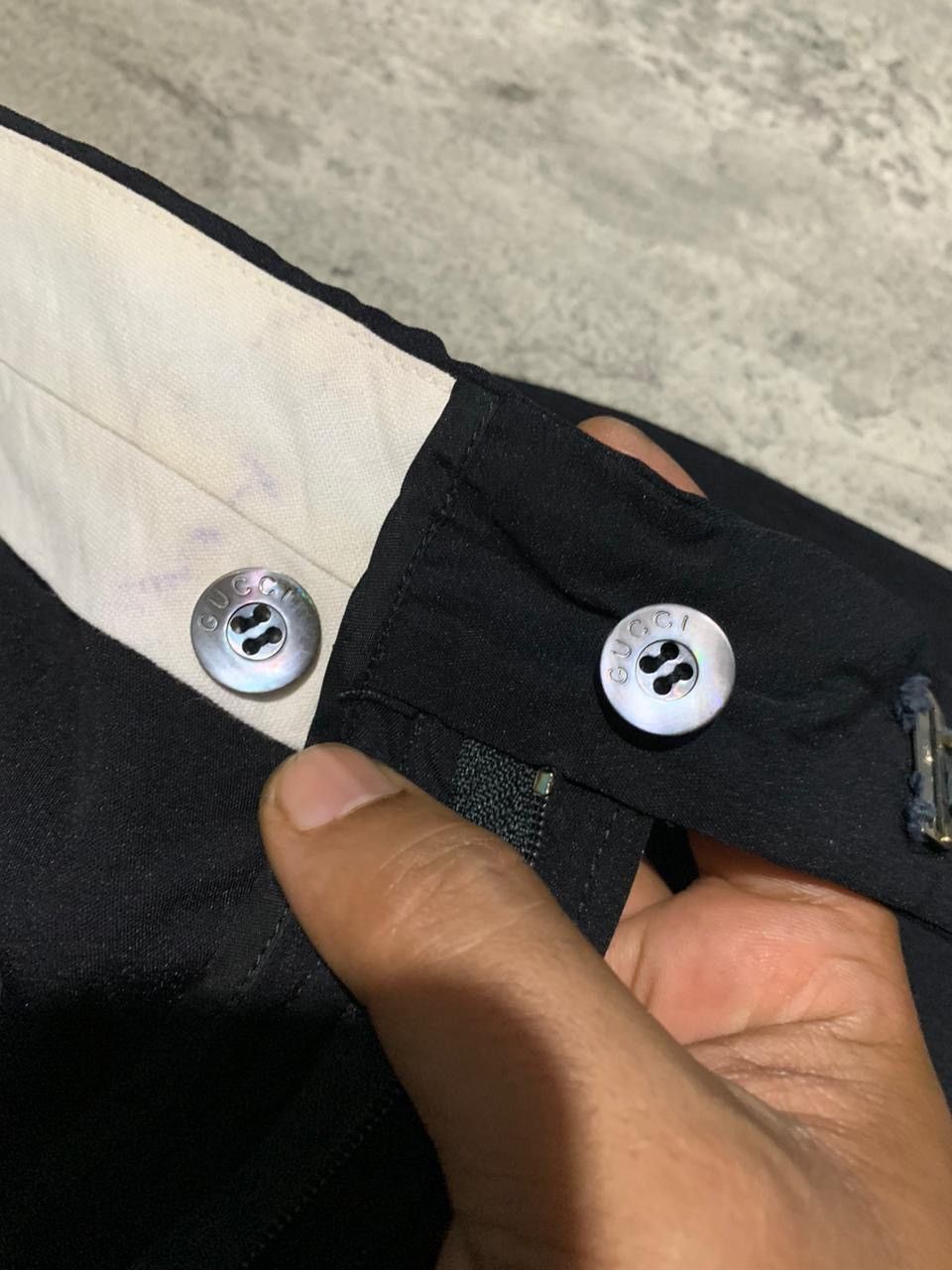 Gucci FW97 Gucci x Tom Ford rayon pants Size 27" / US 4 / IT 40 - 6 Thumbnail