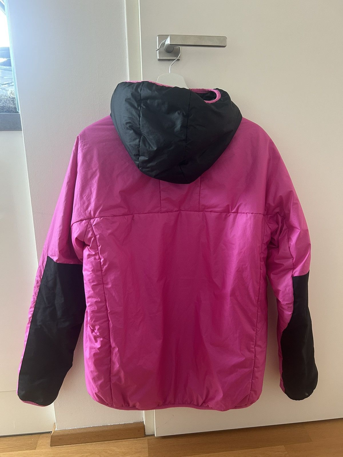 Nike ACG Nike ACG PrimaLoft Pink Black Jacket Size US M / EU 48-50 / 2 - 2 Thumbnail