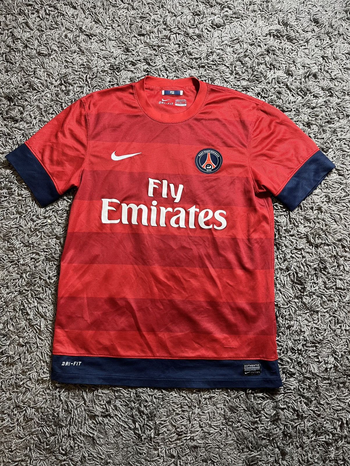 NIKE PARIS SAINT GERMAIN 2012/13 SOCCER FOOTBALL JERSEY