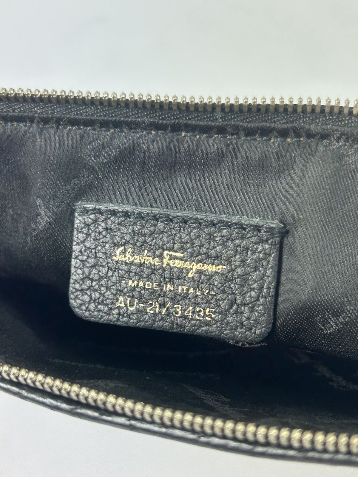 Salvatore Ferragamo Ferragamo Black Leather Shoulder Bag Size ONE SIZE - 5 Thumbnail