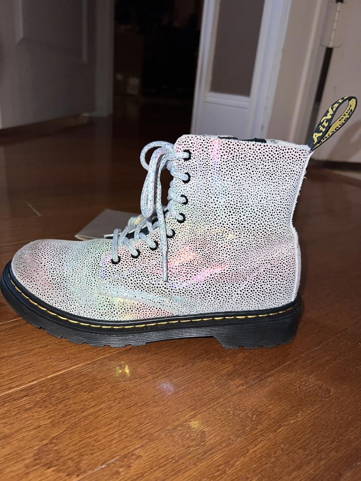 Dr. Martens Dr. Martens 1460 Pascal J Rainbow Iridescent Metallic W5 Size US 5 / IT 35 - 9 Thumbnail