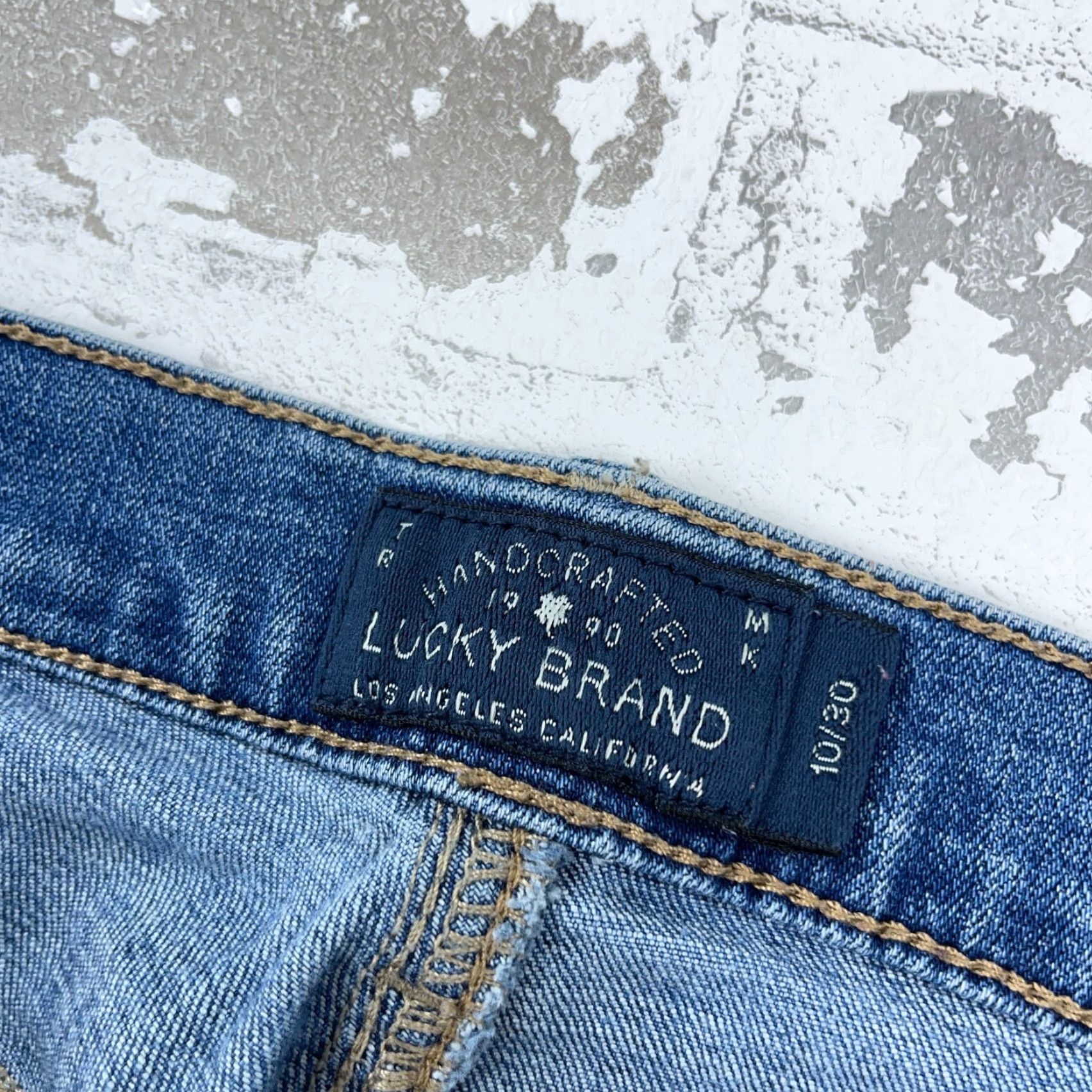 Lucky Brand Lucky Brand Jeans Women 10 30 Skinny Fit Med Wash Faded Stretch Pants Blue Matted? (Note: Original title only) Size 32" / US 10 / IT 46 - 5 Thumbnail