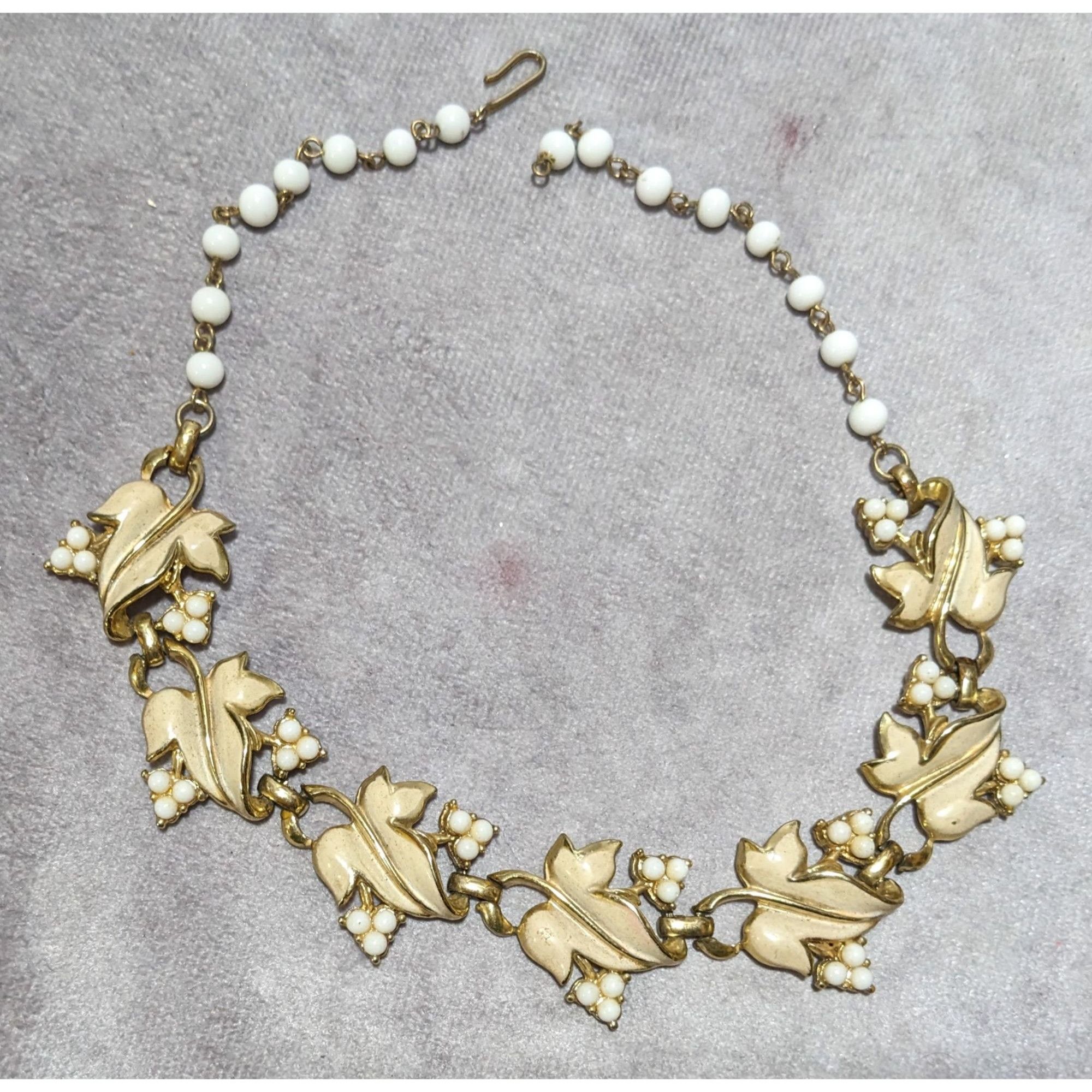 Other Vintage 50s Beige Leaf Floral Coro Necklace Size ONE SIZE - 11 Thumbnail