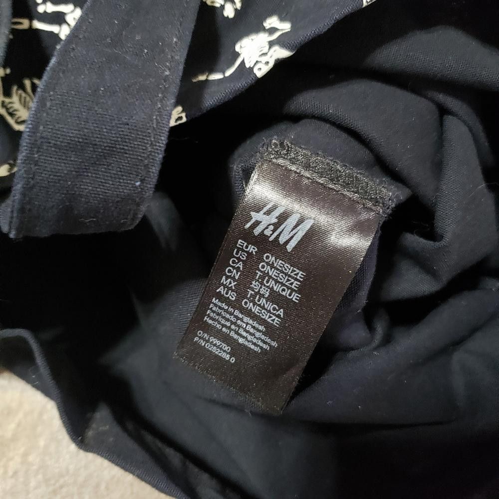H&M Black White Skeleton H&M Storage Tote Size ONE SIZE - 3 Thumbnail