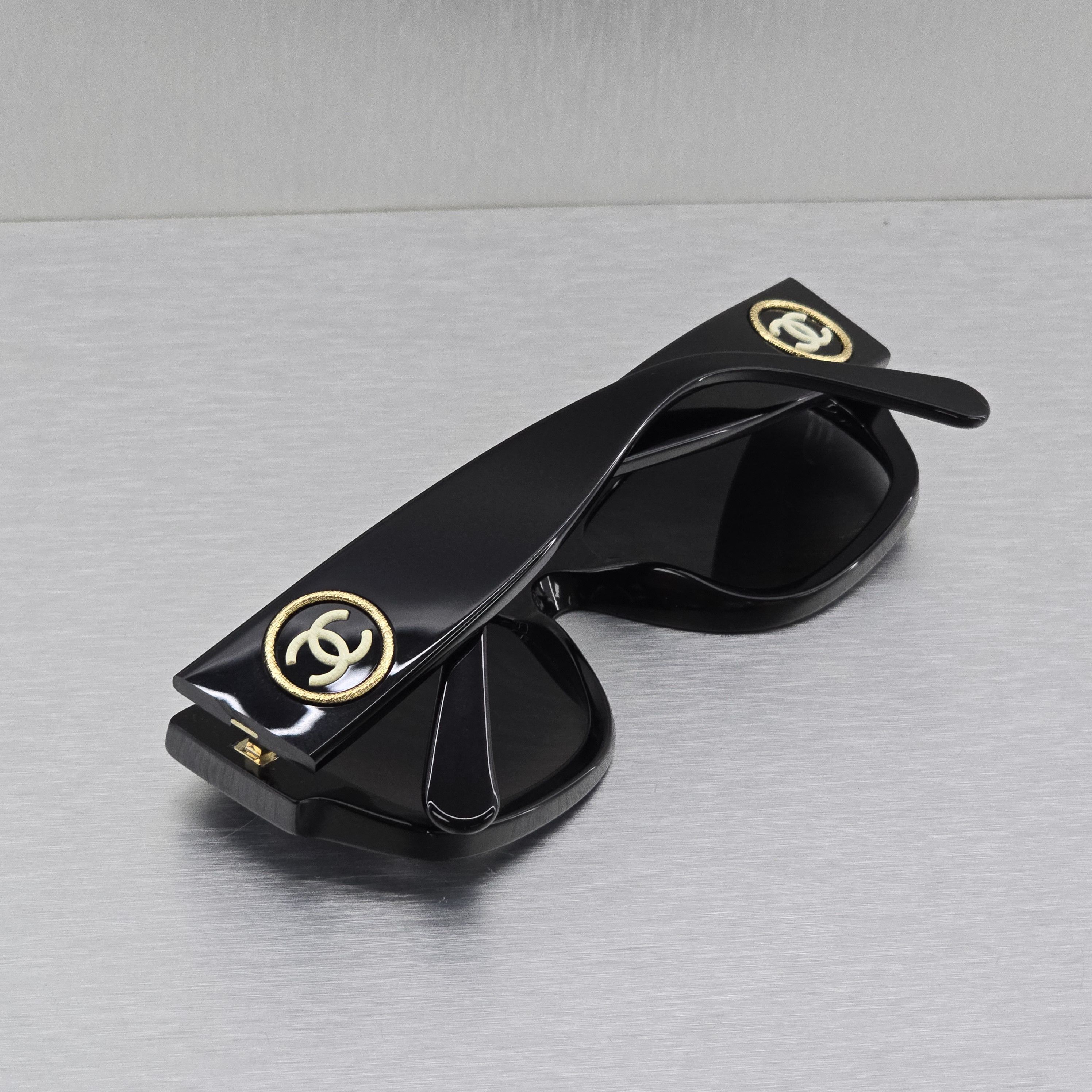 Chanel CHANEL 0CH5507 C622S8 Sunglasses BLACK Size ONE SIZE - 1 Thumbnail