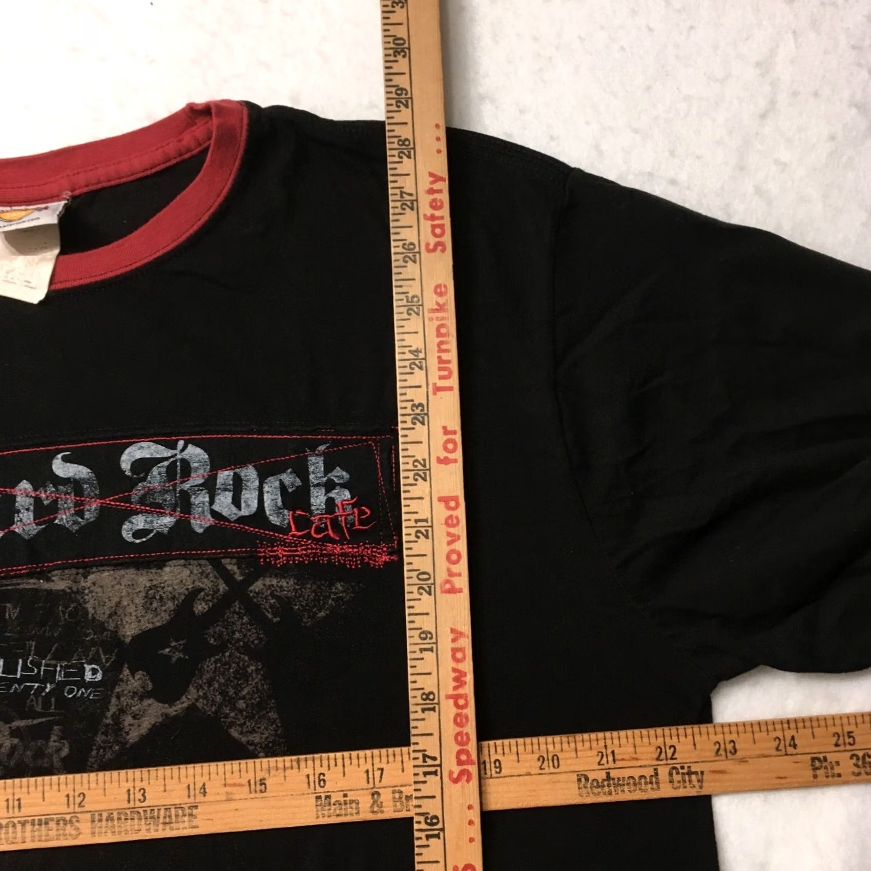 Hard Rock Cafe VINTAGE Hard Rock Cafe New York T Shirt Adult Large Black Mens red band collar Size US L / EU 52-54 / 3 - 6 Thumbnail