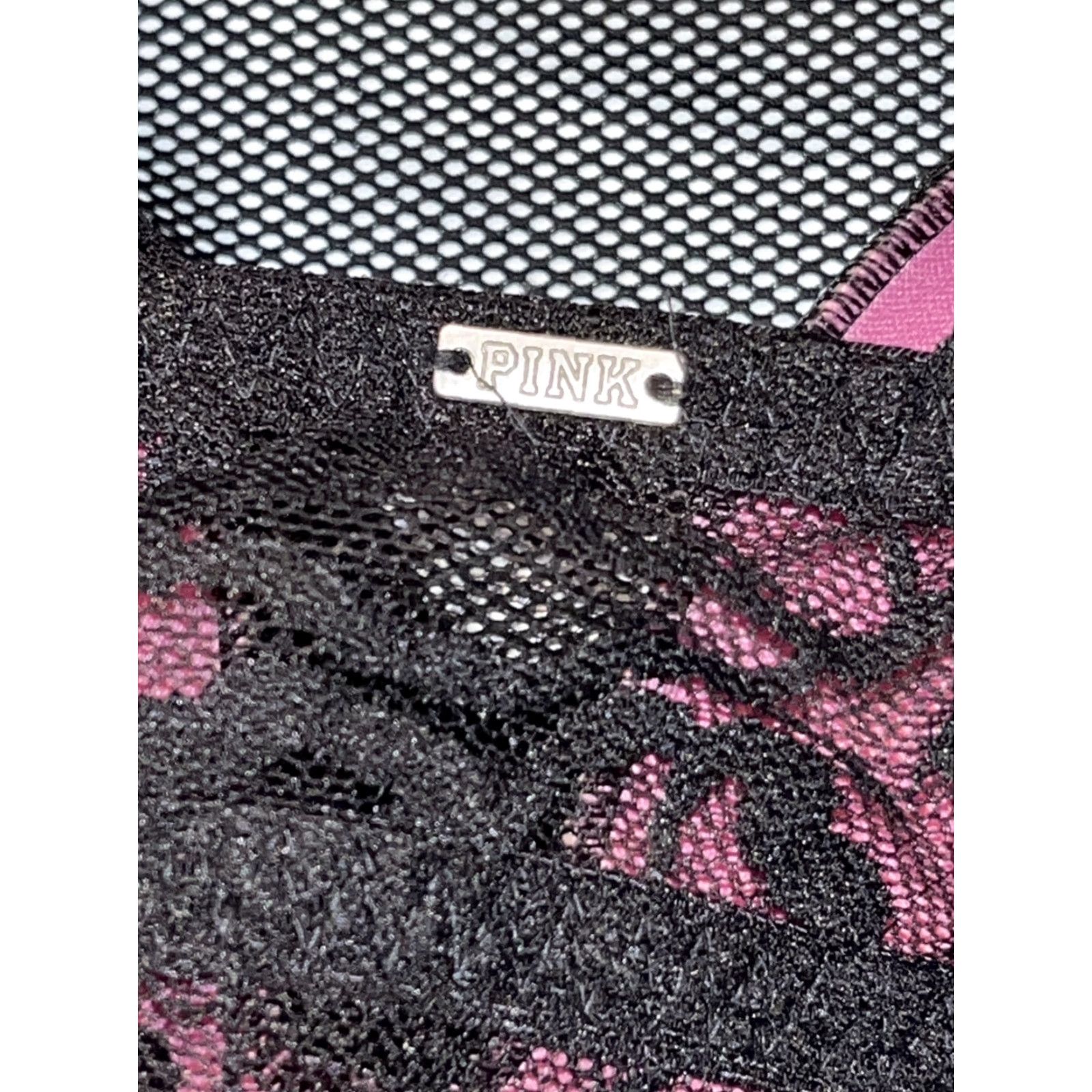 Victoria's Secret Victoria’s Secret PINK Bra Bralette Lace Wireless Padded PushUp Pullover M Black Women’s PINK Bralette Lace Bra Size ONE SIZE - 5 Thumbnail
