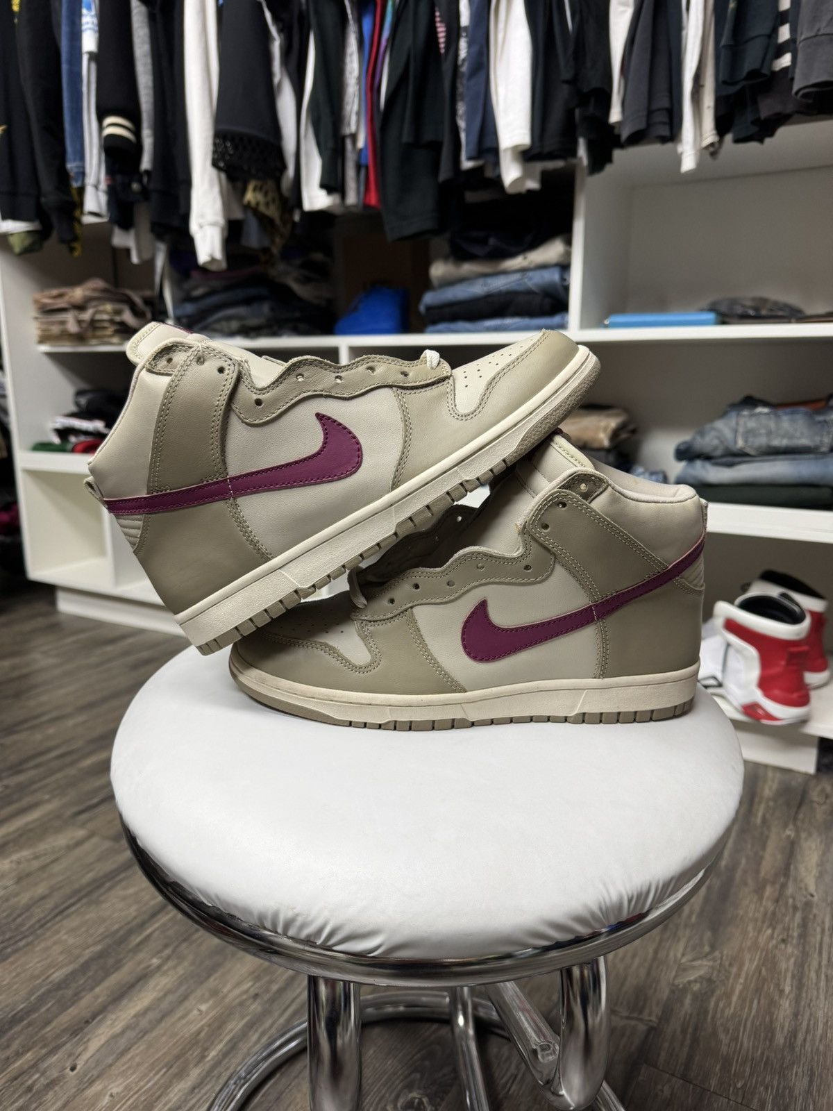 Nike Nike Dunk Hi 2003 *Raspberry Cream* DS Size US 9.5 / EU 42-43 - 5 Thumbnail