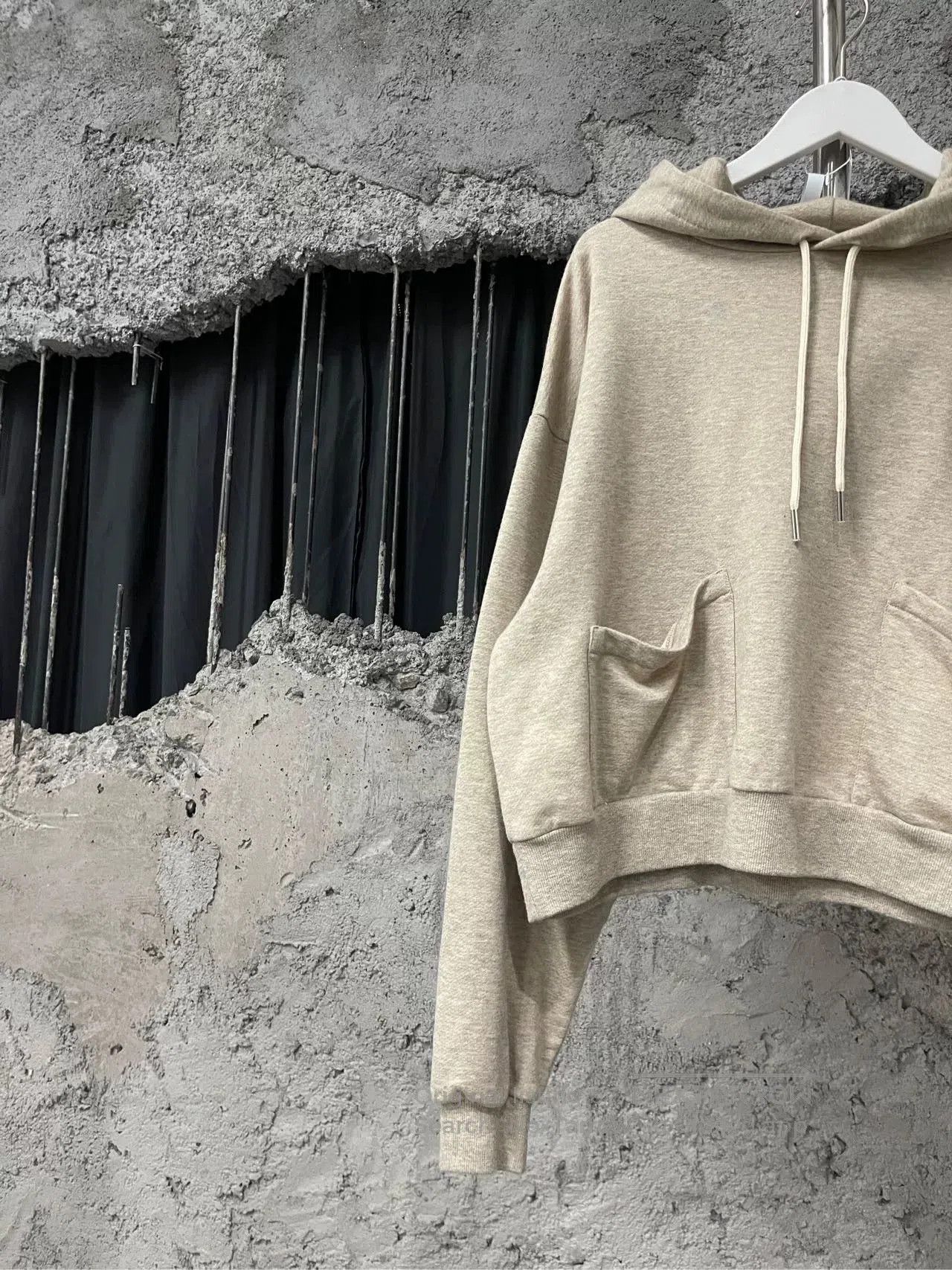 Other celine oat-colored cropped hoodie sweatshirt. Size L / US 10 / IT 46 - 3 Thumbnail