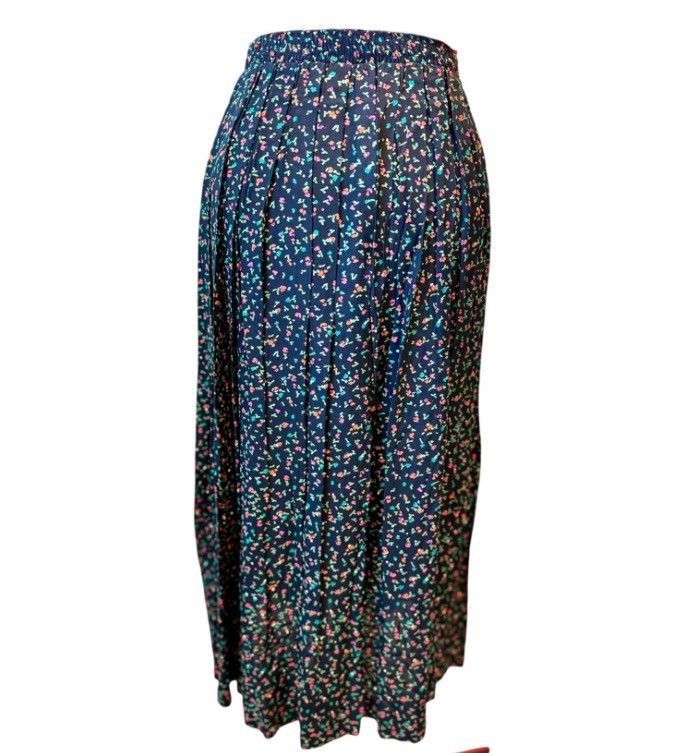 Other Vintage Garfinckel’s Floral Pleated Skirt – 1980s Rayon Midi Size 27" / US 4 / IT 40 - 3 Thumbnail
