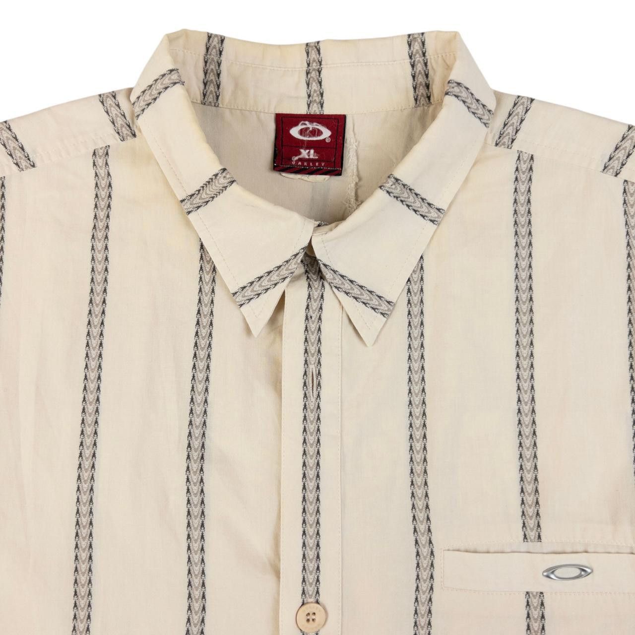 Oakley Vintage Oakley Short Sleeve Button Up Shirt Size XL Size US XL / EU 56 / 4 - 3 Thumbnail