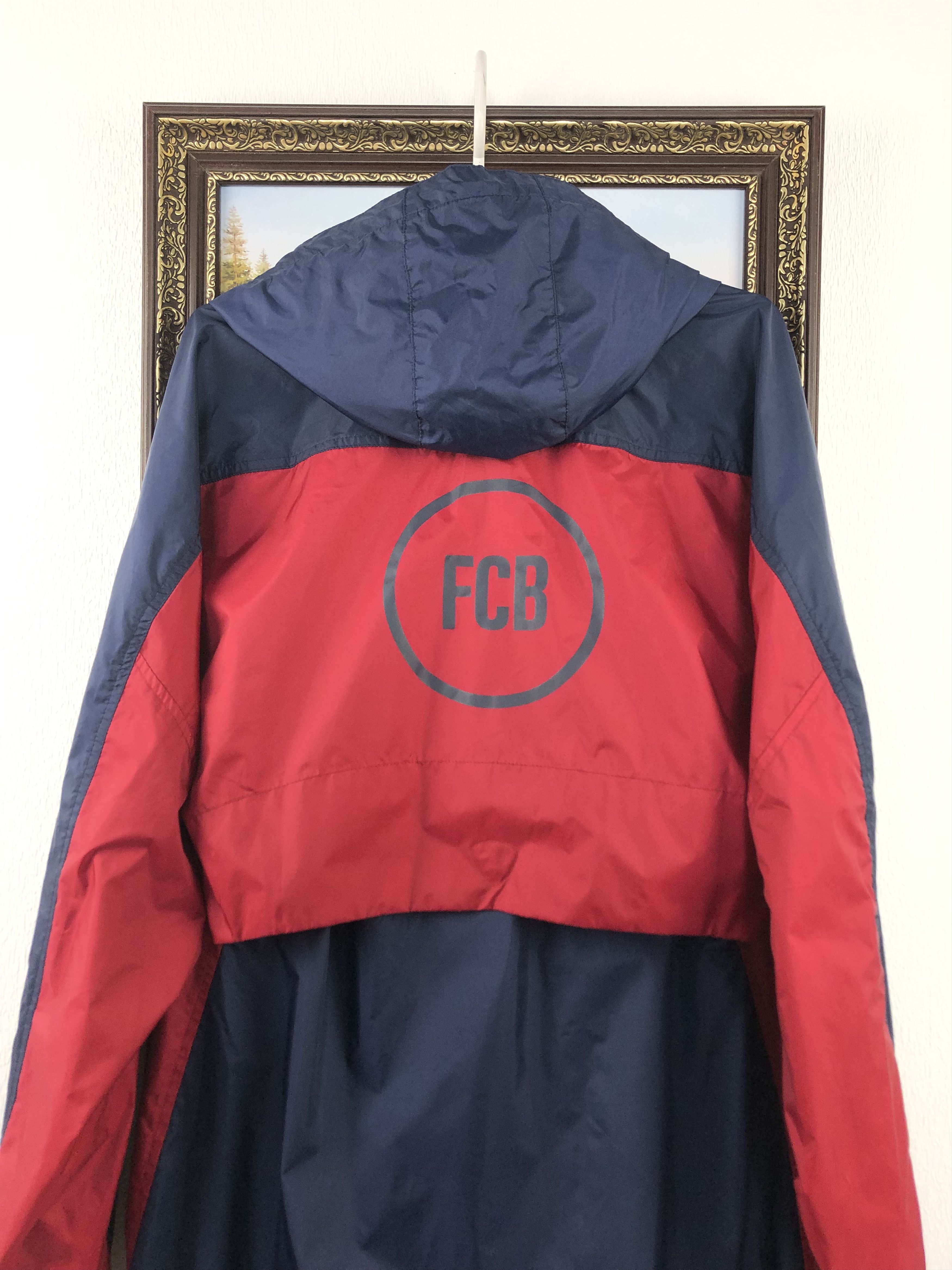 Vintage Vintage Barcelona Football Jacket Soccer Windbreaker Track Size US XL / EU 56 / 4 - 16 Thumbnail