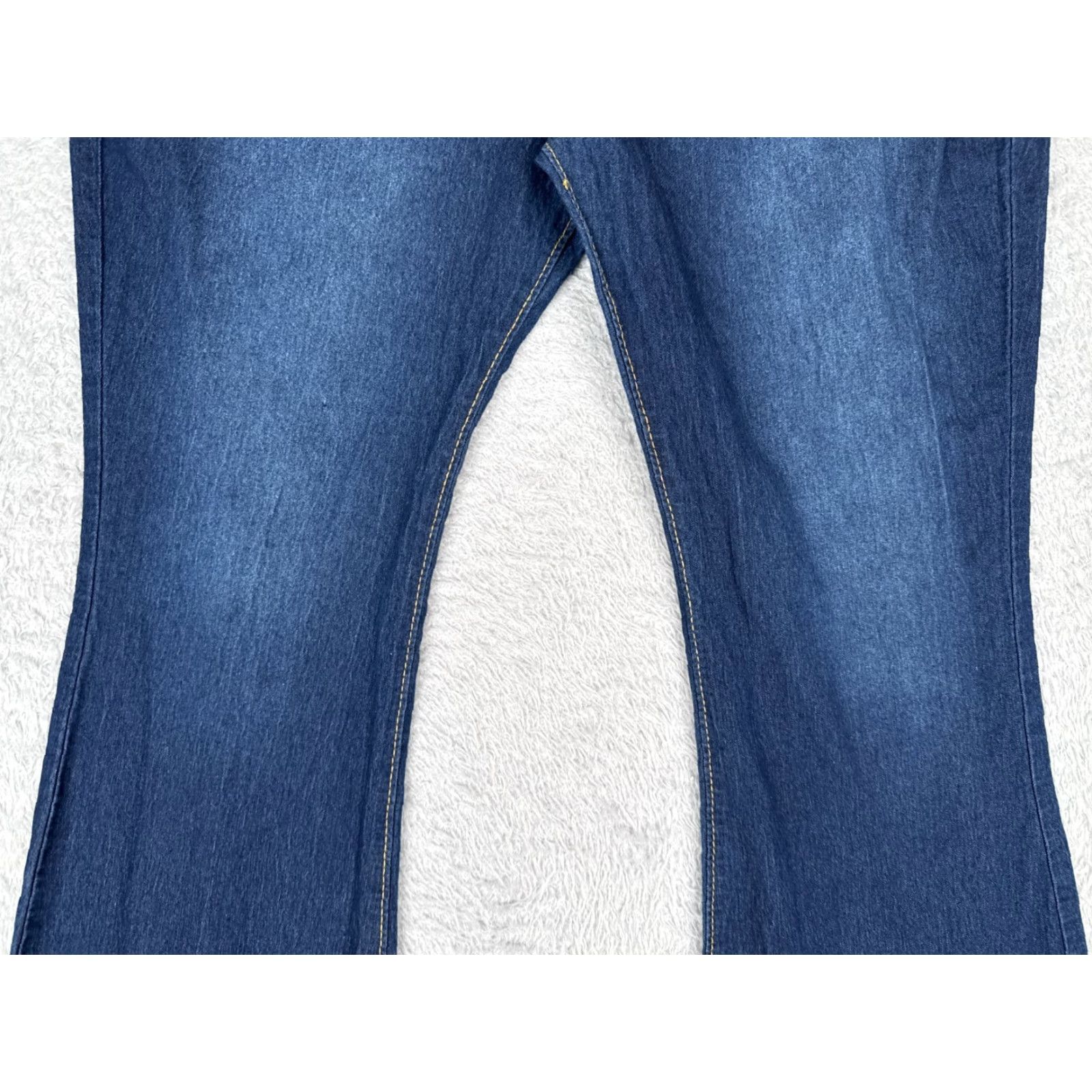 Vintage Womens Jeans 32 Blue Denim Flared High Rise Button Fly 32x28 Dark Wash Cotton Size 24" / US 00 / IT 34 - 3 Thumbnail