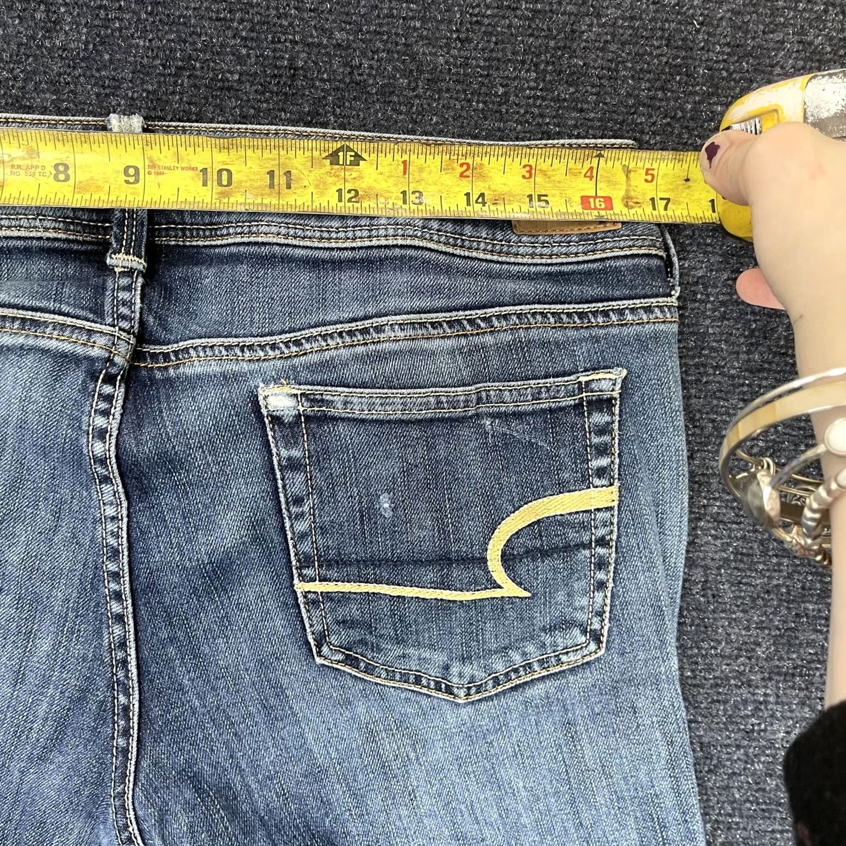 American Eagle Outfitters VINTAGE American Eagle Slim Boot Jeans Womens 12 Blue Med Wash Stretch Distressed Size 34" / US 12 / IT 48 - 6 Thumbnail