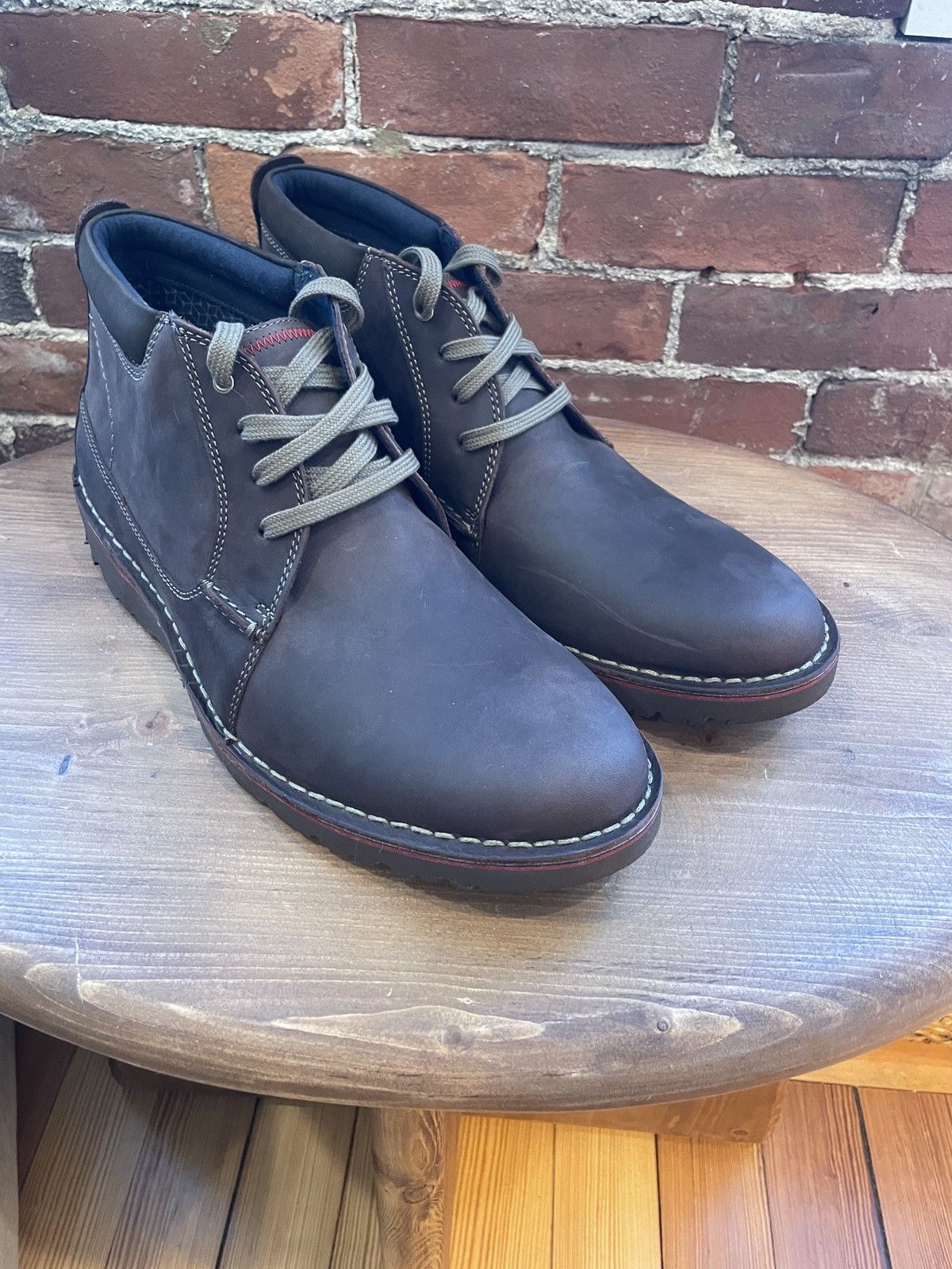 Clarks Clarks Vargo Mid Size US 14 / EU 47 - 1 Thumbnail