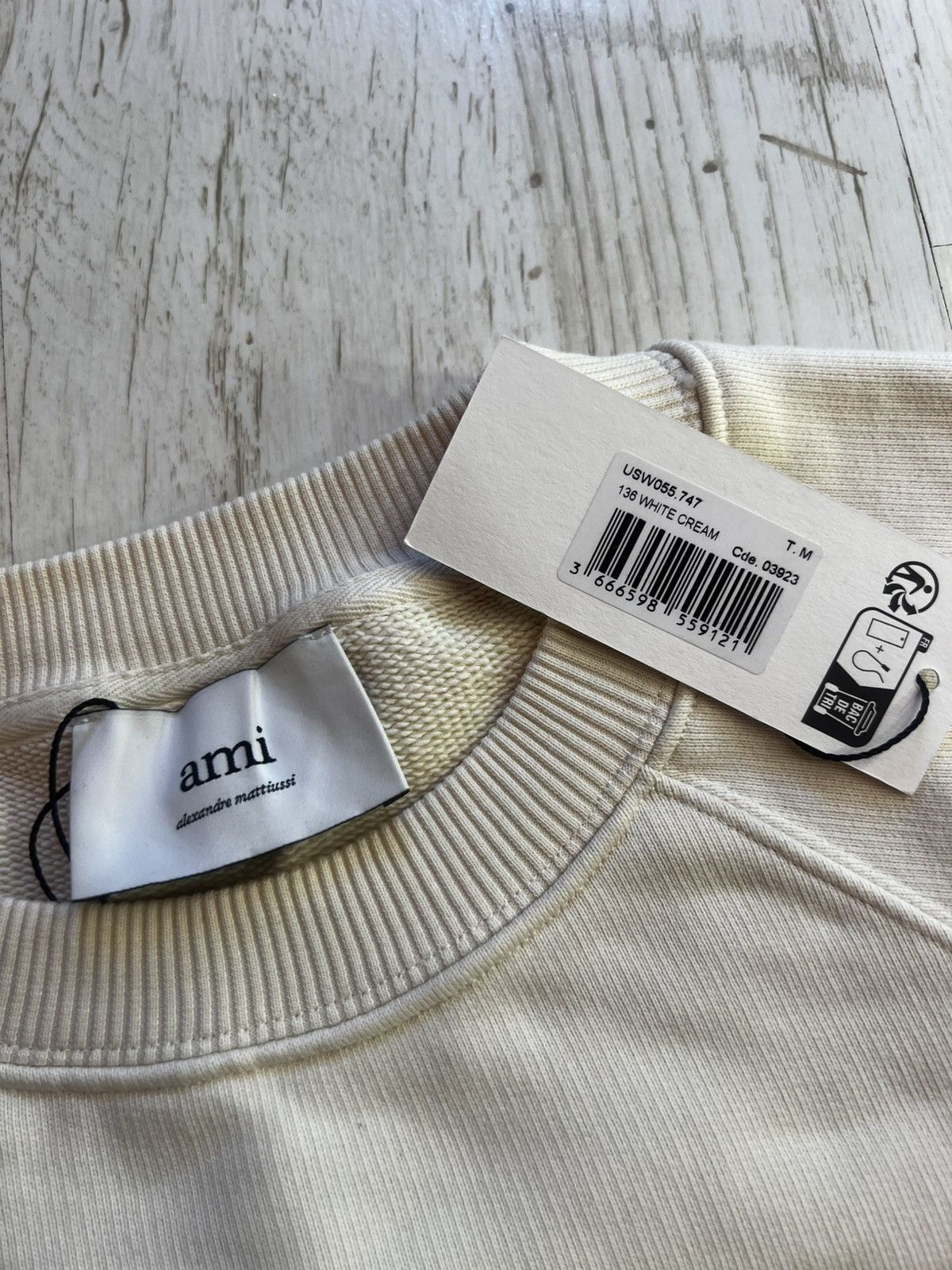 AMI AMI Paris Ami de Coeur Patch Sweatshirt Beige Size M Size US M / EU 48-50 / 2 - 10 Thumbnail