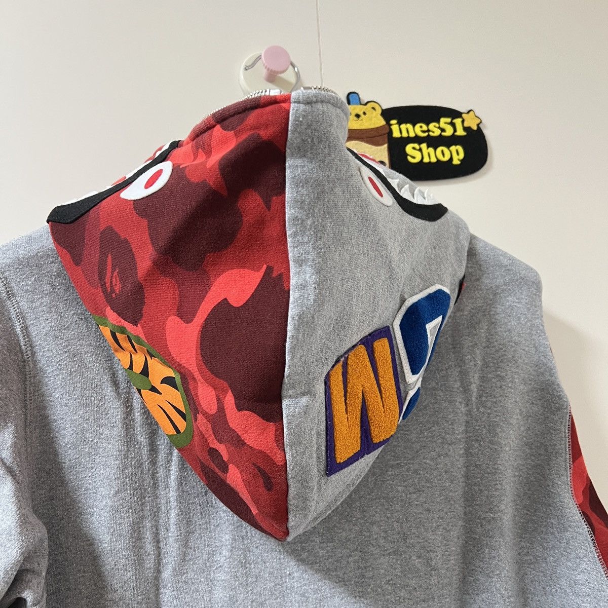 Bape Bape red camo sleeve shark zip up hoodie Size US L / EU 52-54 / 3 - 7 Thumbnail
