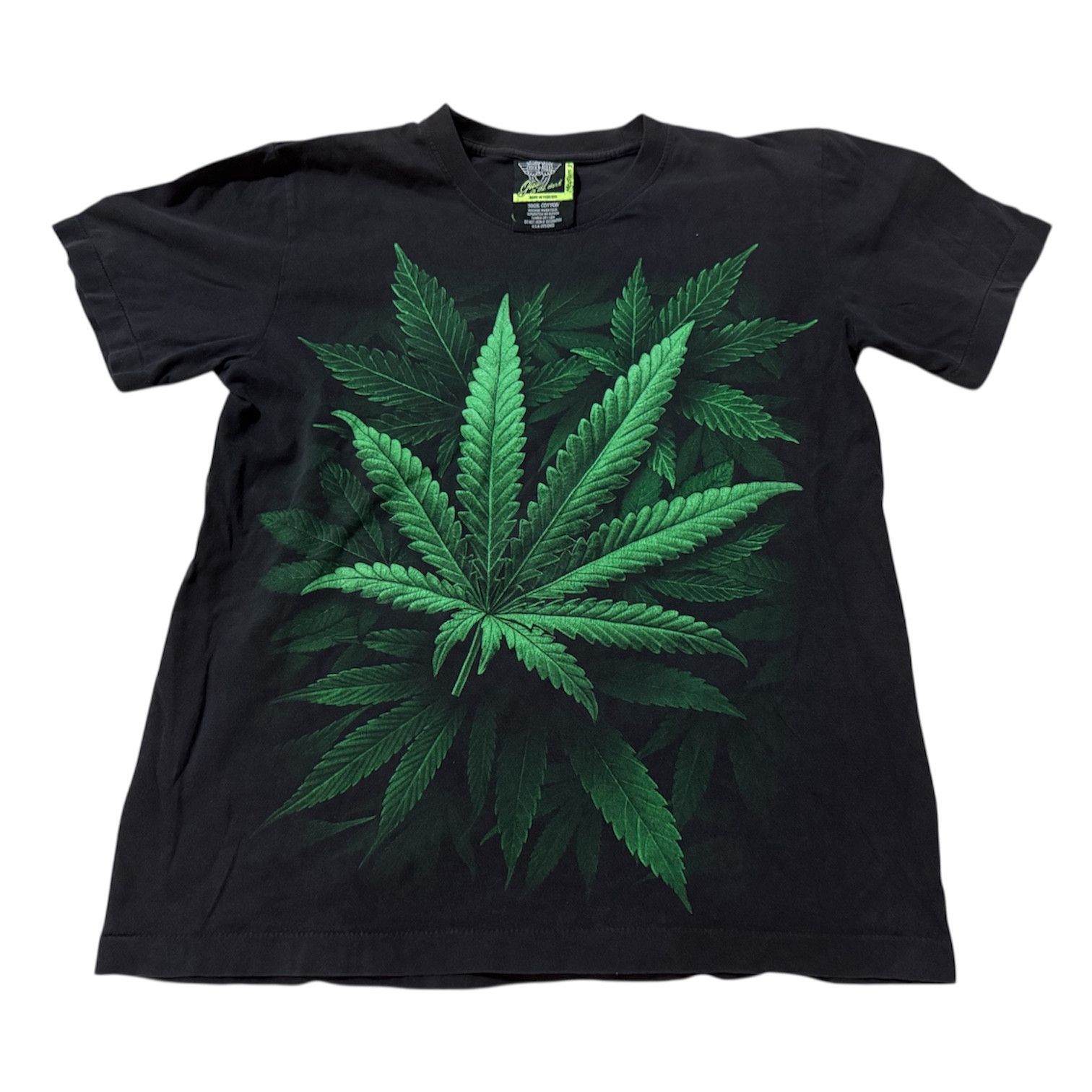 Vintage Vintage Y2K Rock Eagle Weed T Shirt Size US M / EU 48-50 / 2 - 1 Thumbnail