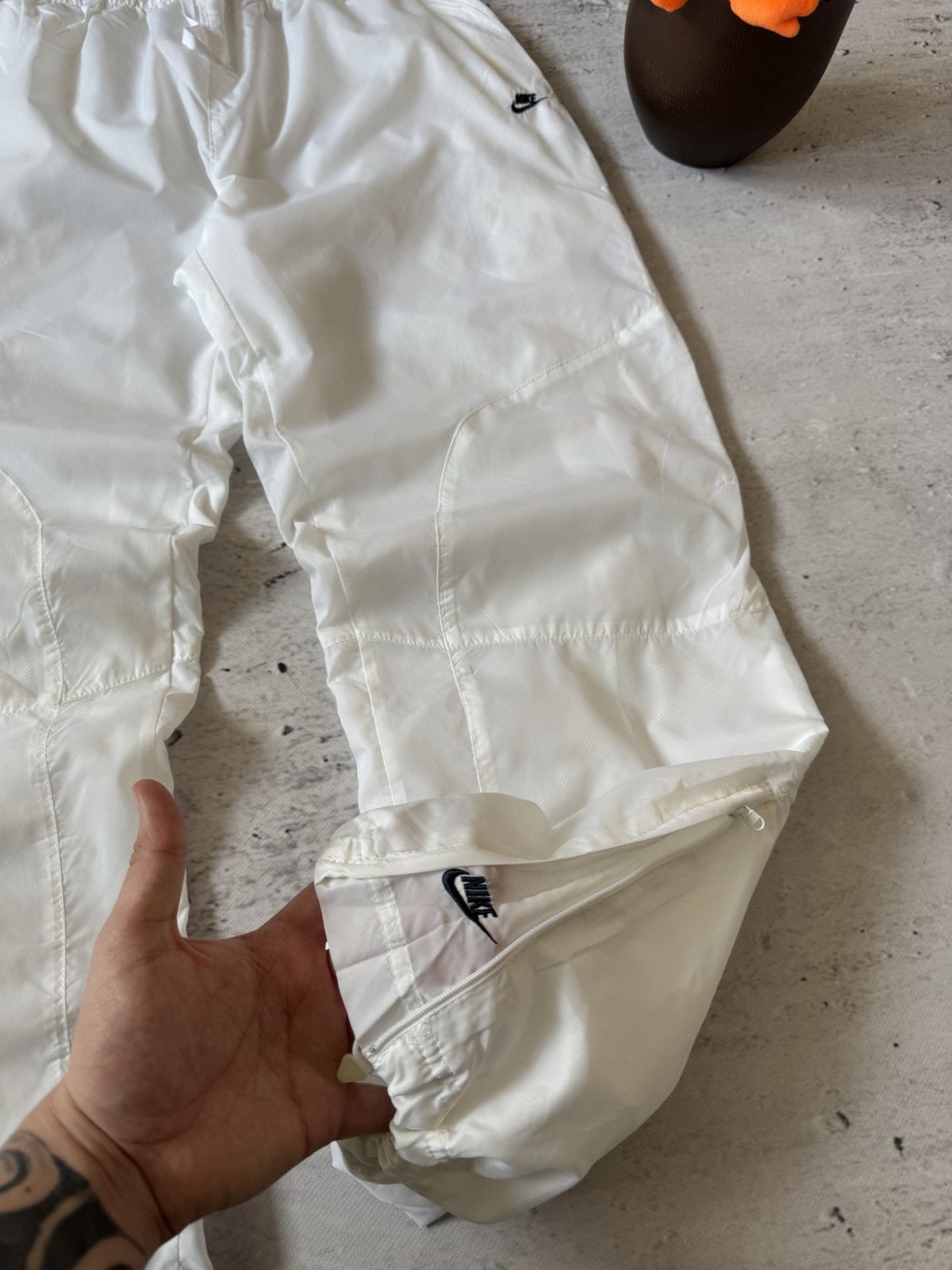 Nike × Vintage NIKE NYLON VINTAGE Y2K OVERSIZE BAGGY FIT PANTS SWEATPANTS Size US 34 / EU 50 - 5 Thumbnail