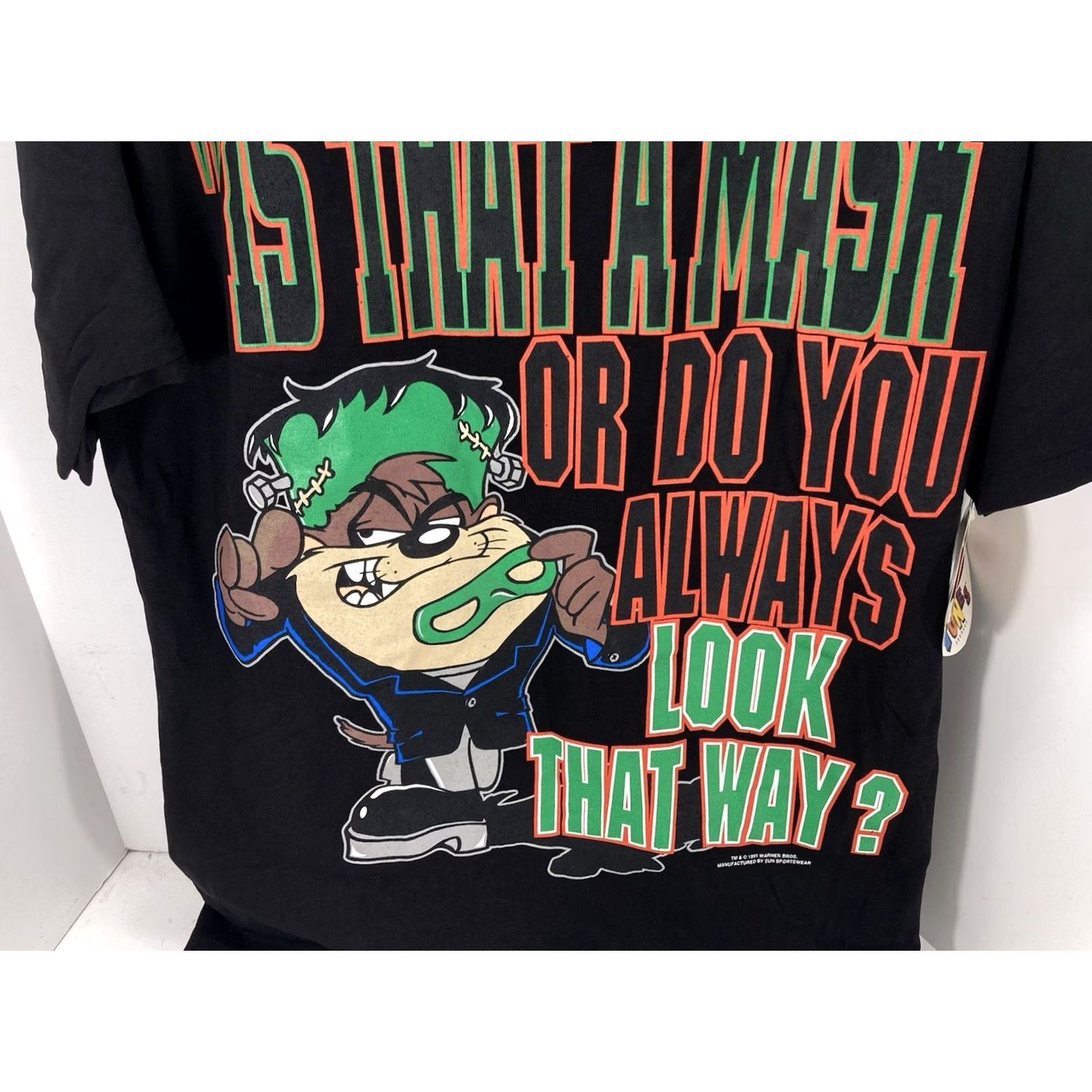 Vintage VINTAGE Looney Tunes Taz TShirt Men Large Black Mask Single Stitch NWT VTG 1995 Dry Rot VTG Mens T-Shirt Black Size L Size US L / EU 52-54 / 3 - 3 Thumbnail