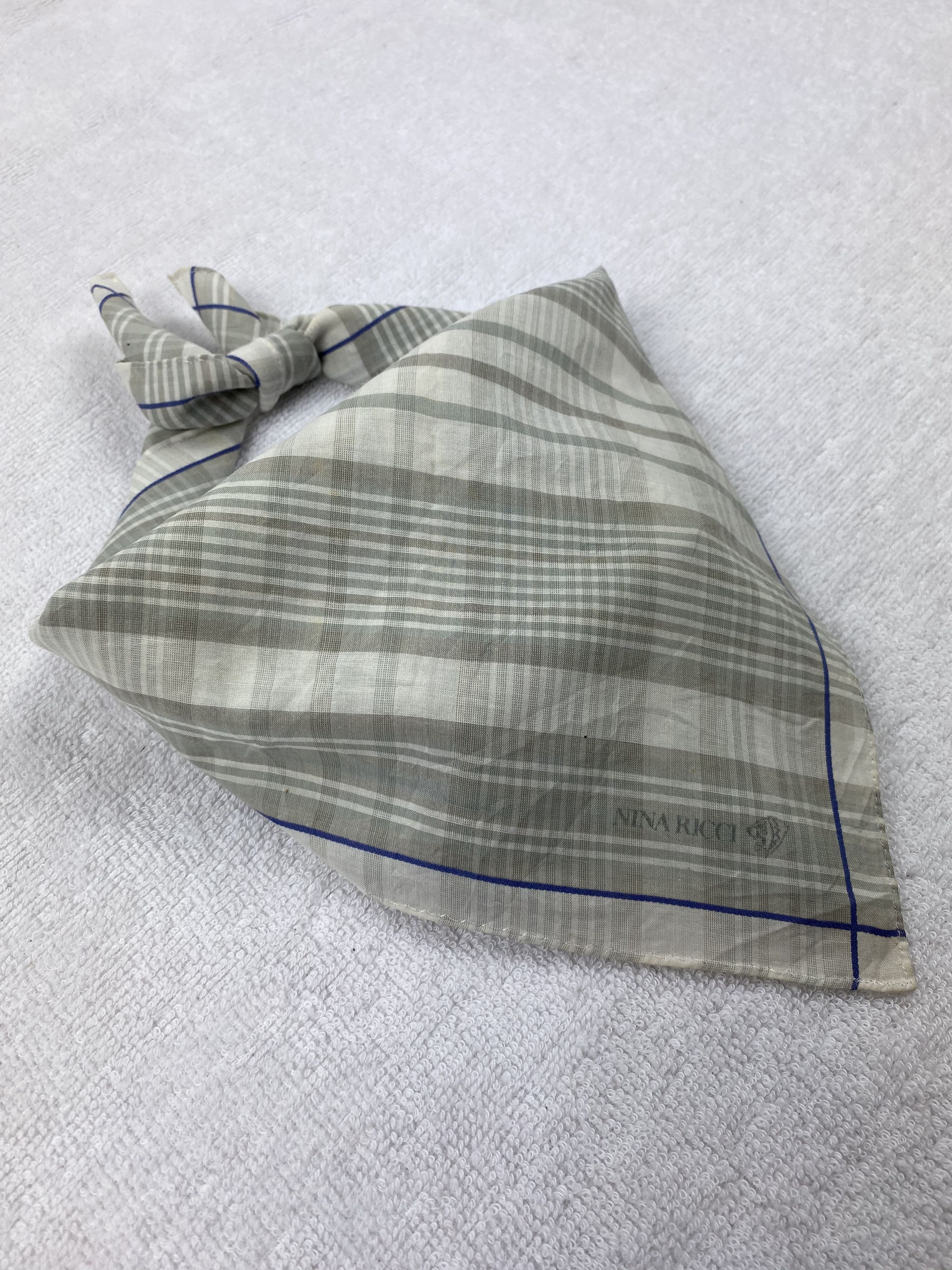 Nina Ricci × Vintage Nina Ricci Handkerchief / Bandana / Neckerchief Size ONE SIZE - 1 Thumbnail