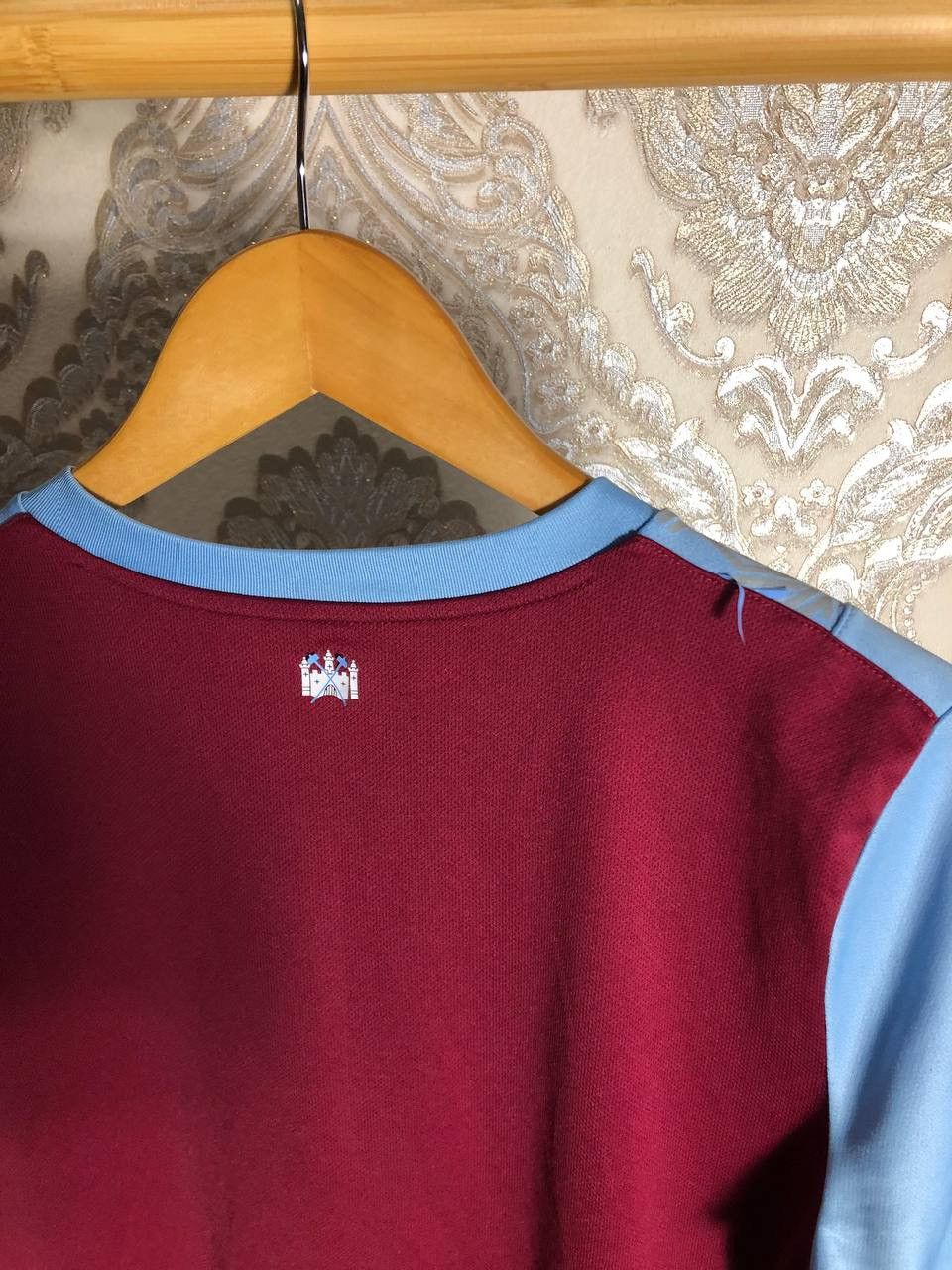 Umbro VINTAGE UMBRO WEST HAM UNITED ENGLAND SOCCER JERSEY Y2K 90s Size US S / EU 44-46 / 1 - 7 Thumbnail
