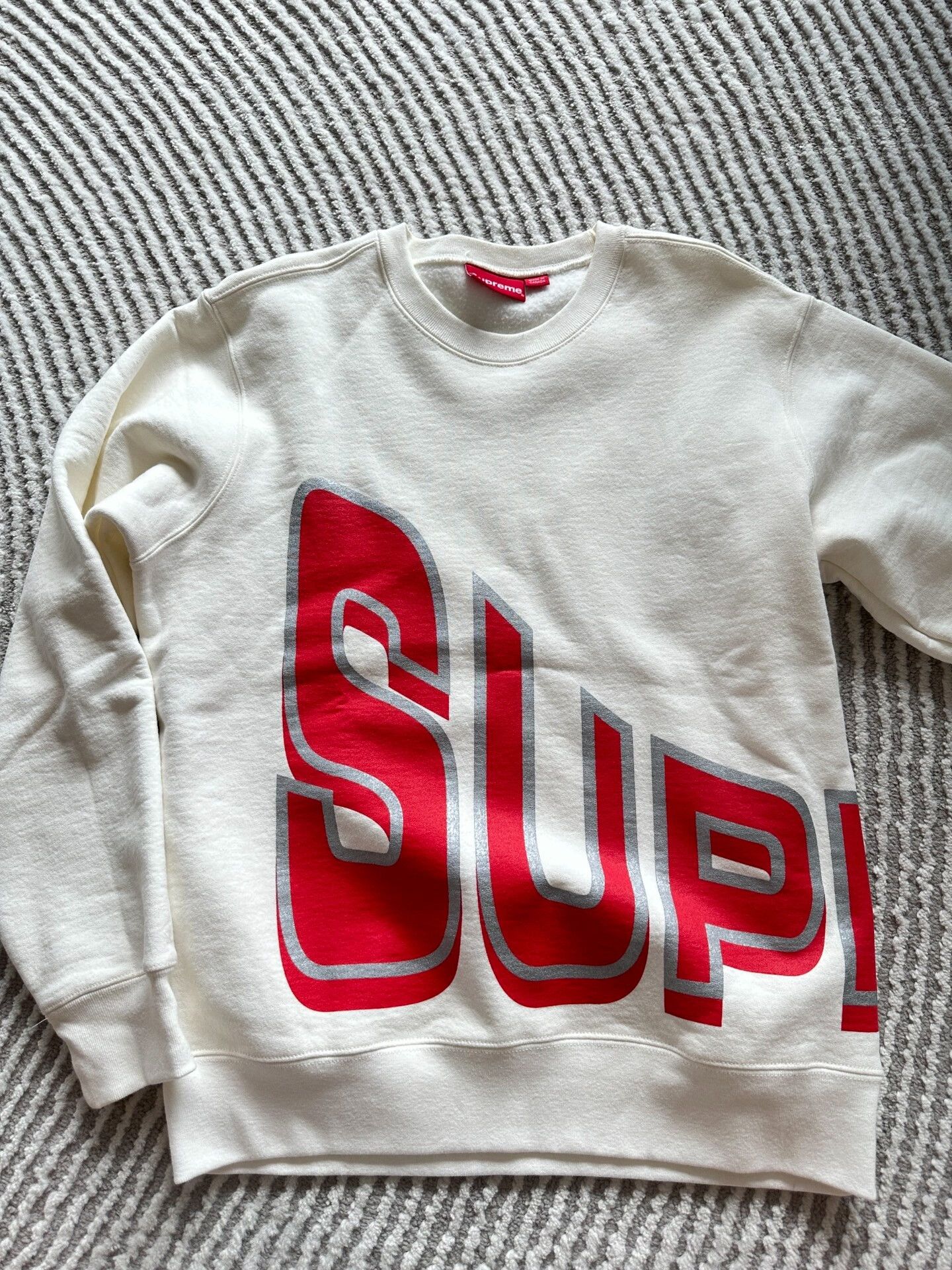 Supreme supreme sweatshirt in white with red logo Size US M / EU 48-50 / 2 - 1 Thumbnail