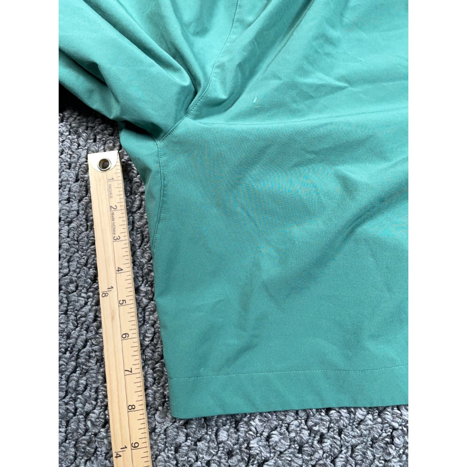 Vintage Peloton Men's XL Green Inseam 8" Training Shorts Drawstring Unlined Cycling Pockets Polyester Spandex Athletic Activewear Regular Brand Peloton Size US 36 / EU 52 - 7 Thumbnail