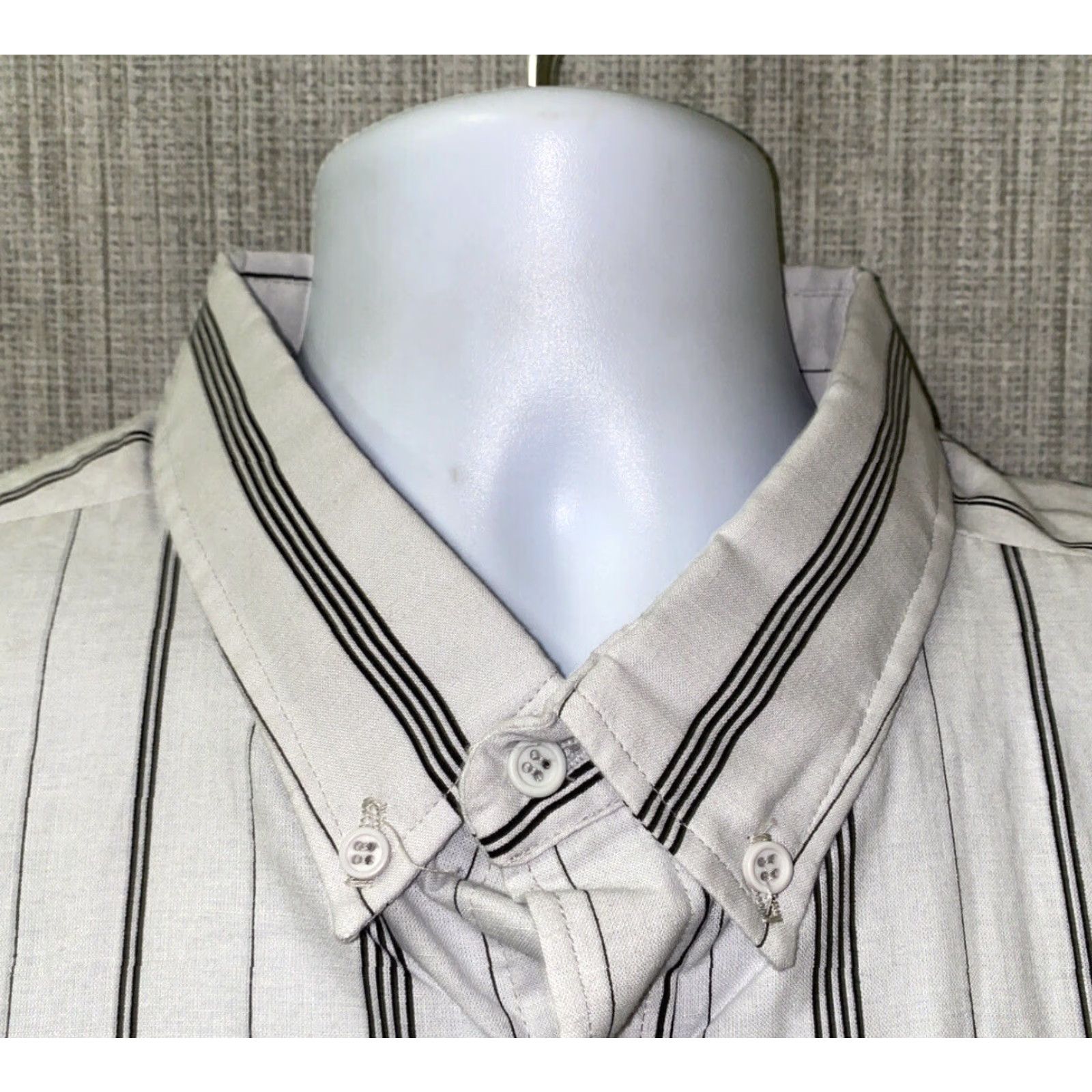 Jordache VINTAGE Jordache Shirt USA Made Striped Long Sleeve Button-Up 2X Gray Mens Regular Size 2X Men Size US XXL / EU 58 / 5 - 3 Thumbnail