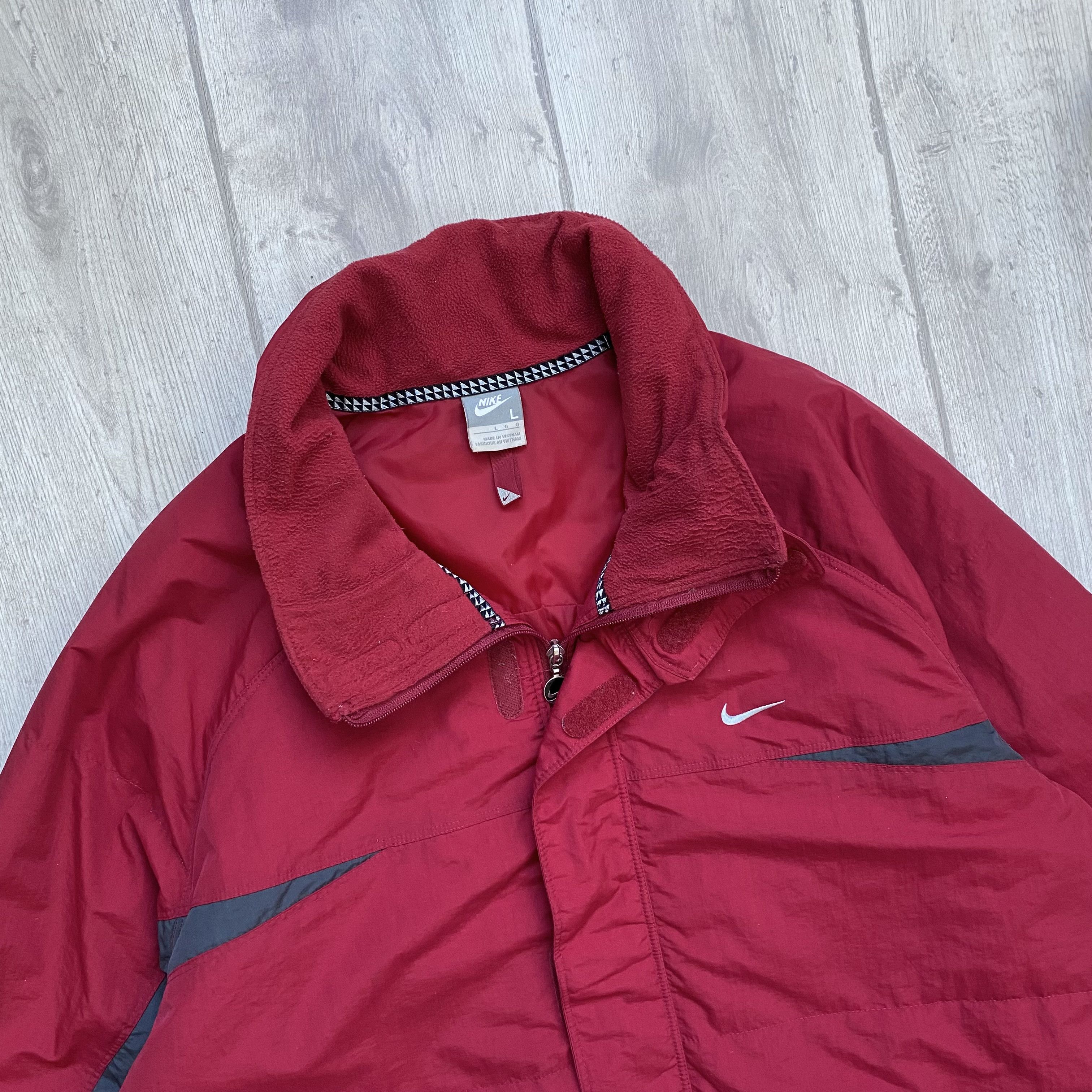 Nike Vintage 90s Nike Puffer Jacket Silver Tag Big Swoosh Size US L / EU 52-54 / 3 - 3 Thumbnail