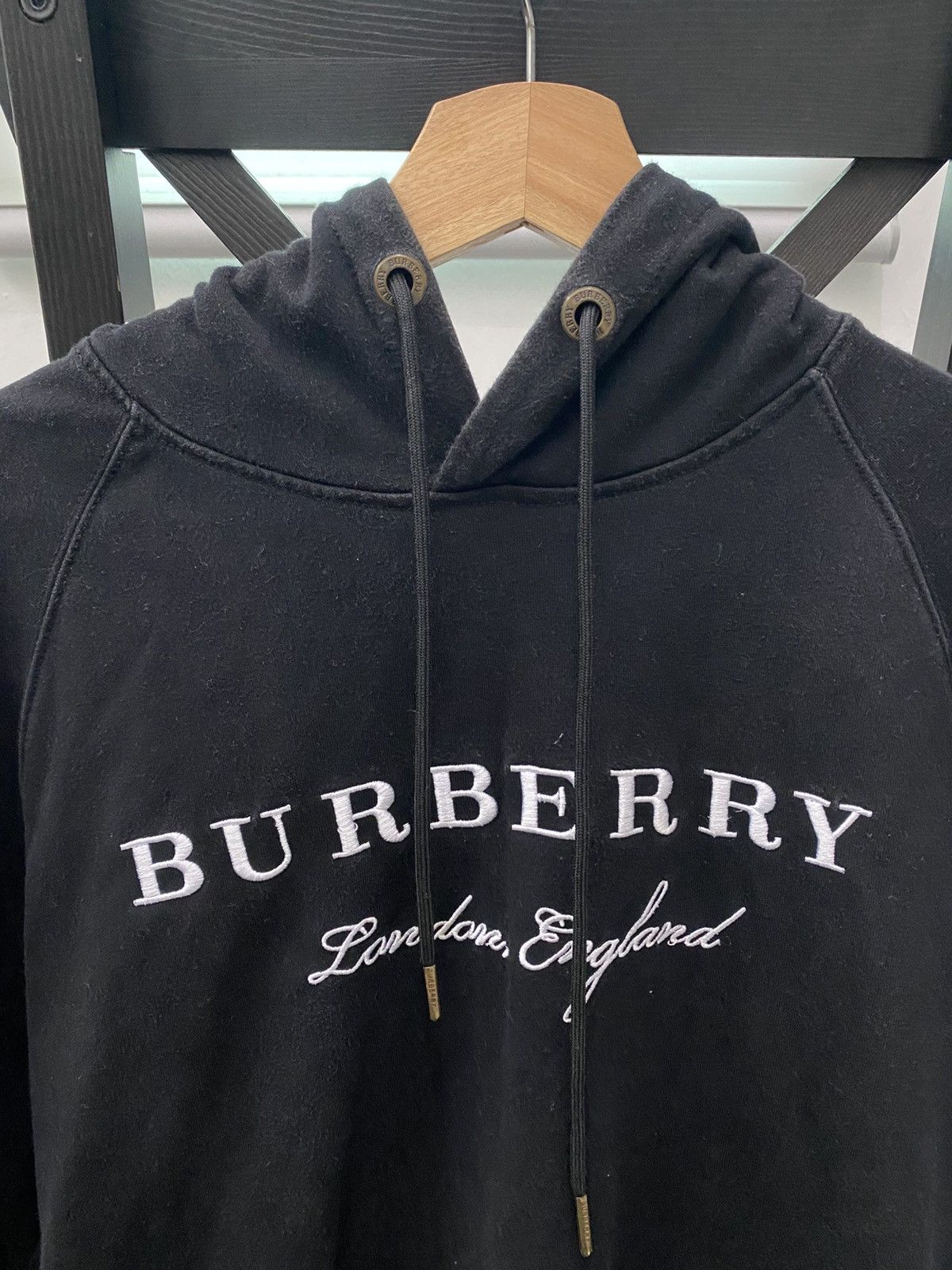 Burberry Burberry Hoodies big logo (code:D) Size US M / EU 48-50 / 2 - 2 Thumbnail