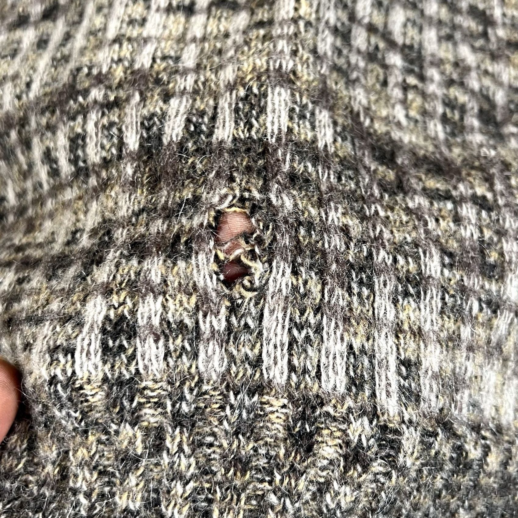 Vintage VINTAGE Manhattan Sweater Shirt Mens L Beige USA Collared Pullover Shawl Collar Patterned Grandpa Size L Size US L / EU 52-54 / 3 - 5 Thumbnail