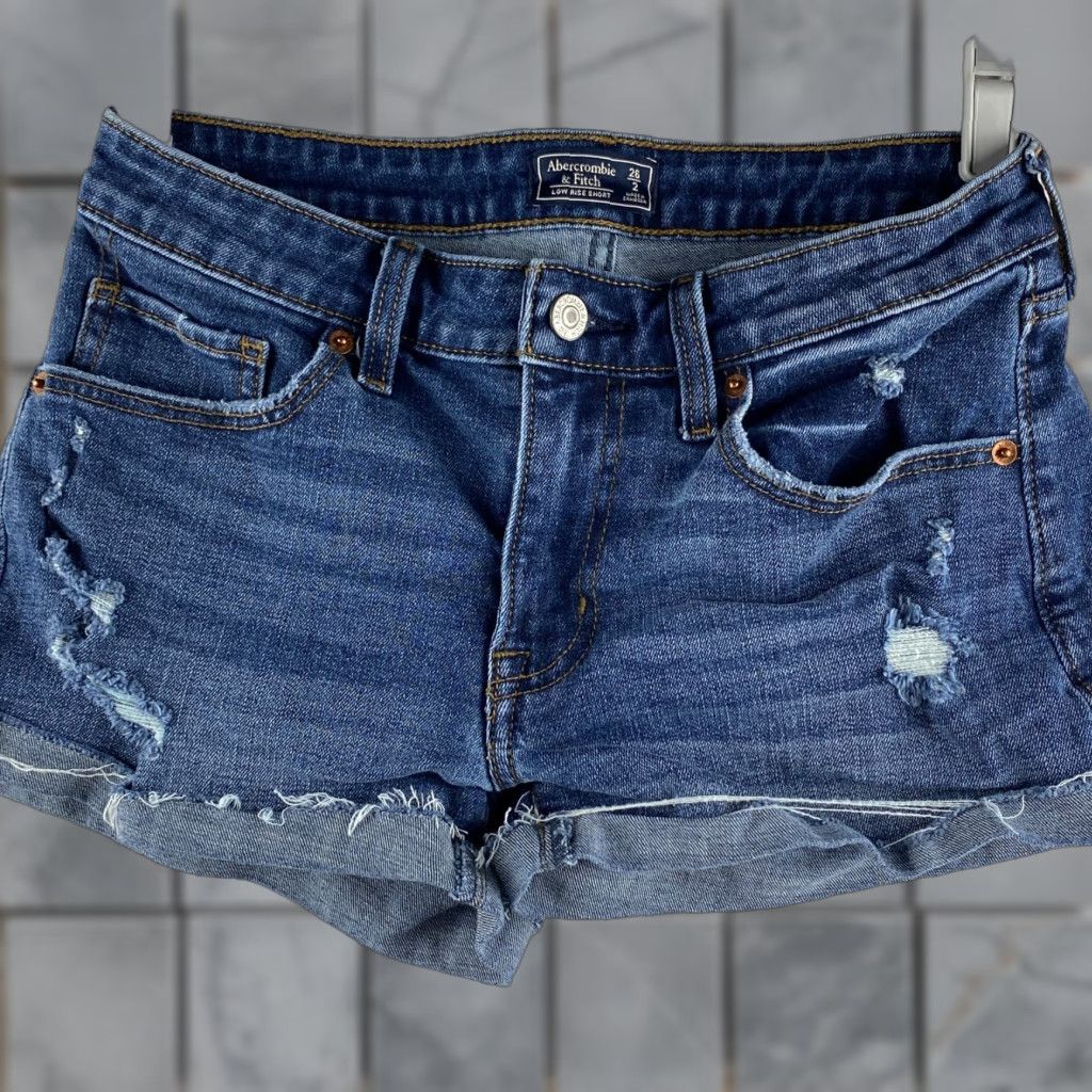 Abercrombie & Fitch Abercrombie & Fitch Low Rise Shorts Womens 26 / 2 Blue Denim Cuffed Stretch Pocket Logo Casual Summer Modern 2-3in Inseam Womens Size 26" / US 2 / IT 38 - 1 Thumbnail