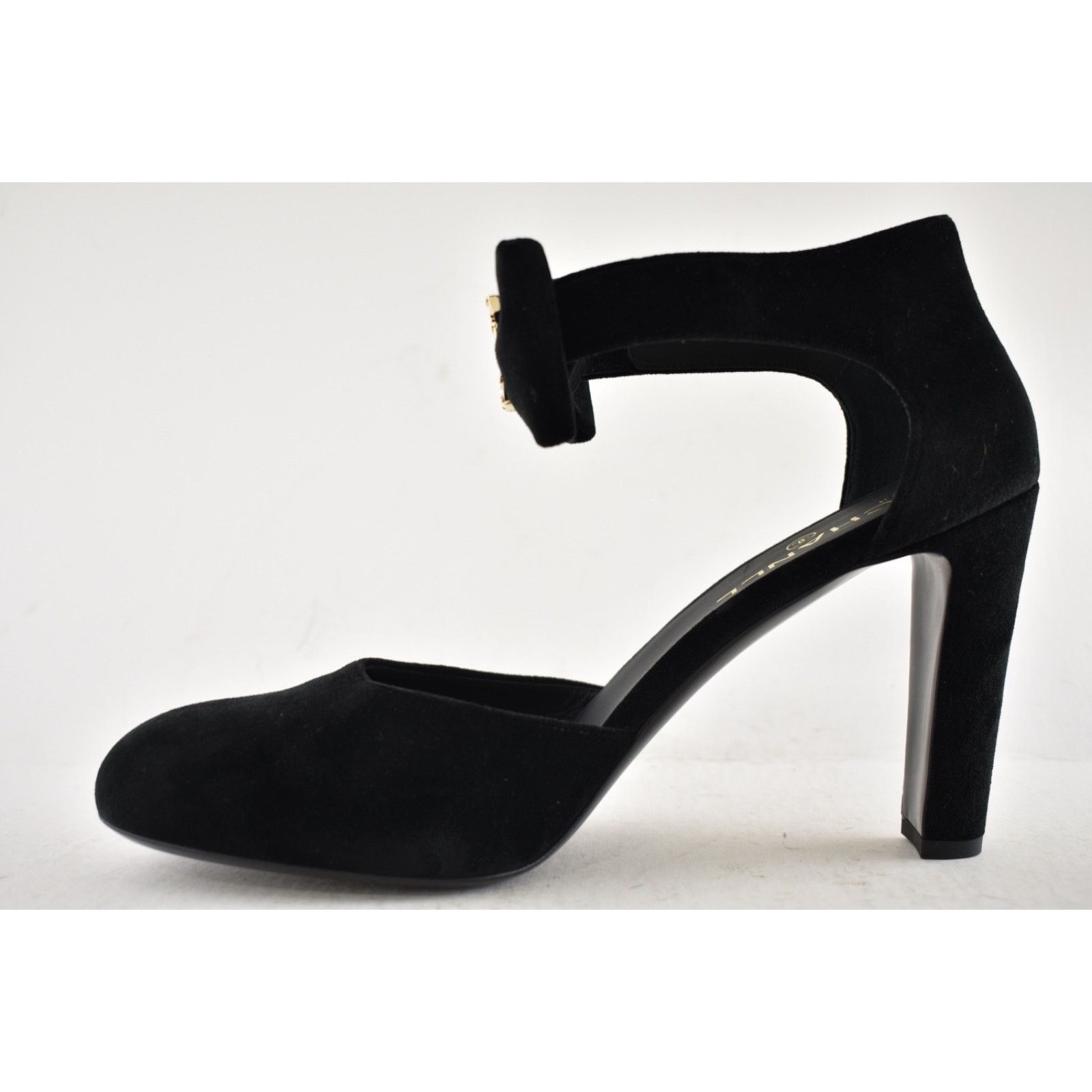 Chanel Chanel 24K Black Velvet Crystal CC Logo Mary Jane Pump 42 Size US 11 / IT 41 - 15 Thumbnail