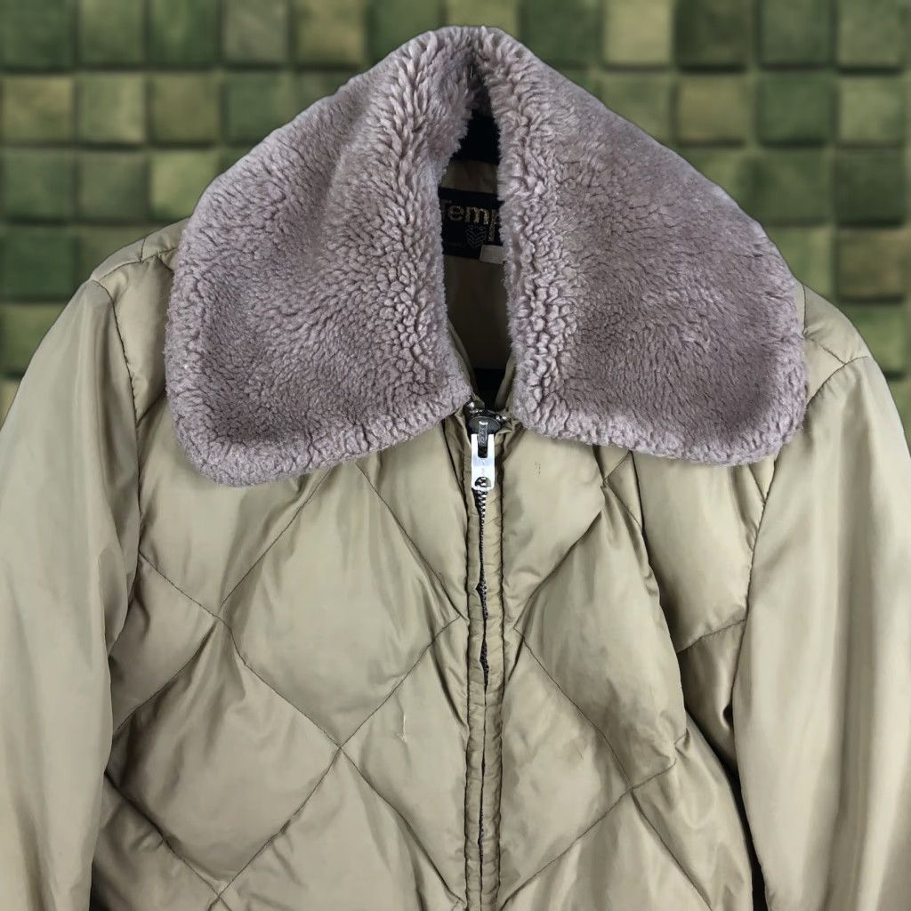 Vintage VINTAGE Tempco Jacket Mens 40 Beige Down Insulated Full Zip Up Puffer Coat Outdoor Winter Regular Men Beige Down Insulated Zip Jacket Size US XXS / EU 40 - 1 Thumbnail