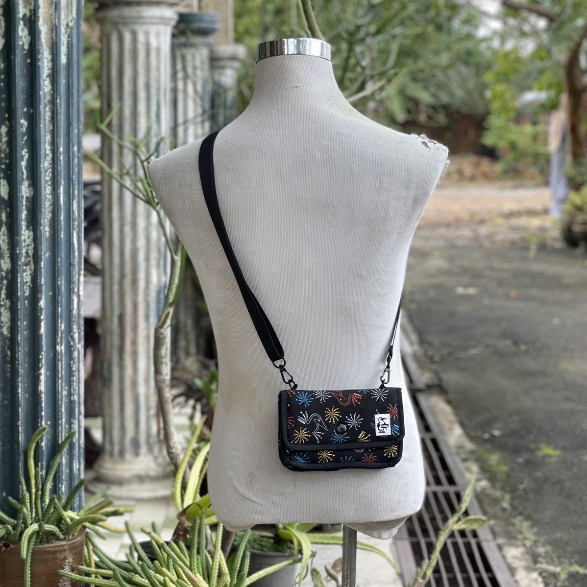 Chums Chums Flip On Small Crossbody Size ONE SIZE - 1 Thumbnail