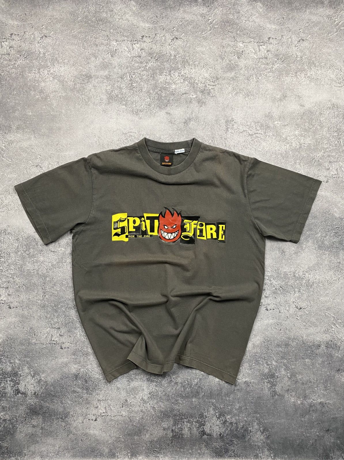 Spitfire Vintage Spitfire Skateboards T-Shirt Rare Spellout Logo Tee Size US L / EU 52-54 / 3 - 1 Thumbnail