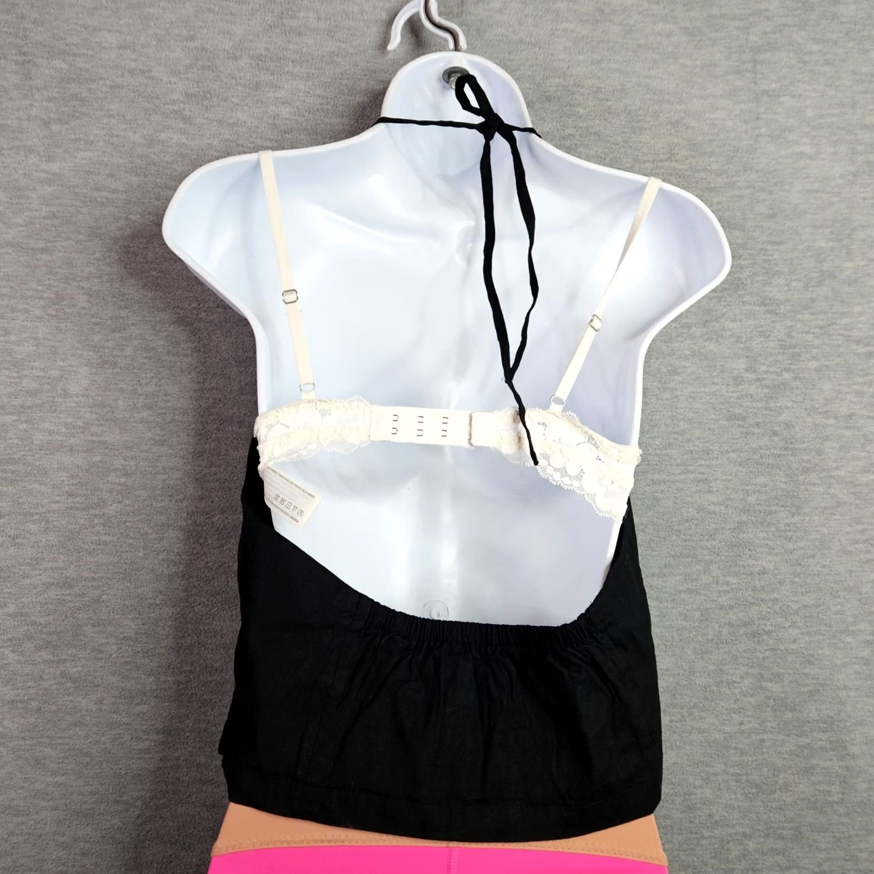 Athleta Athleta Women Tank Top L Black Sleeveless Lightweight Casual Tie back Size L / US 10 / IT 46 - 3 Thumbnail