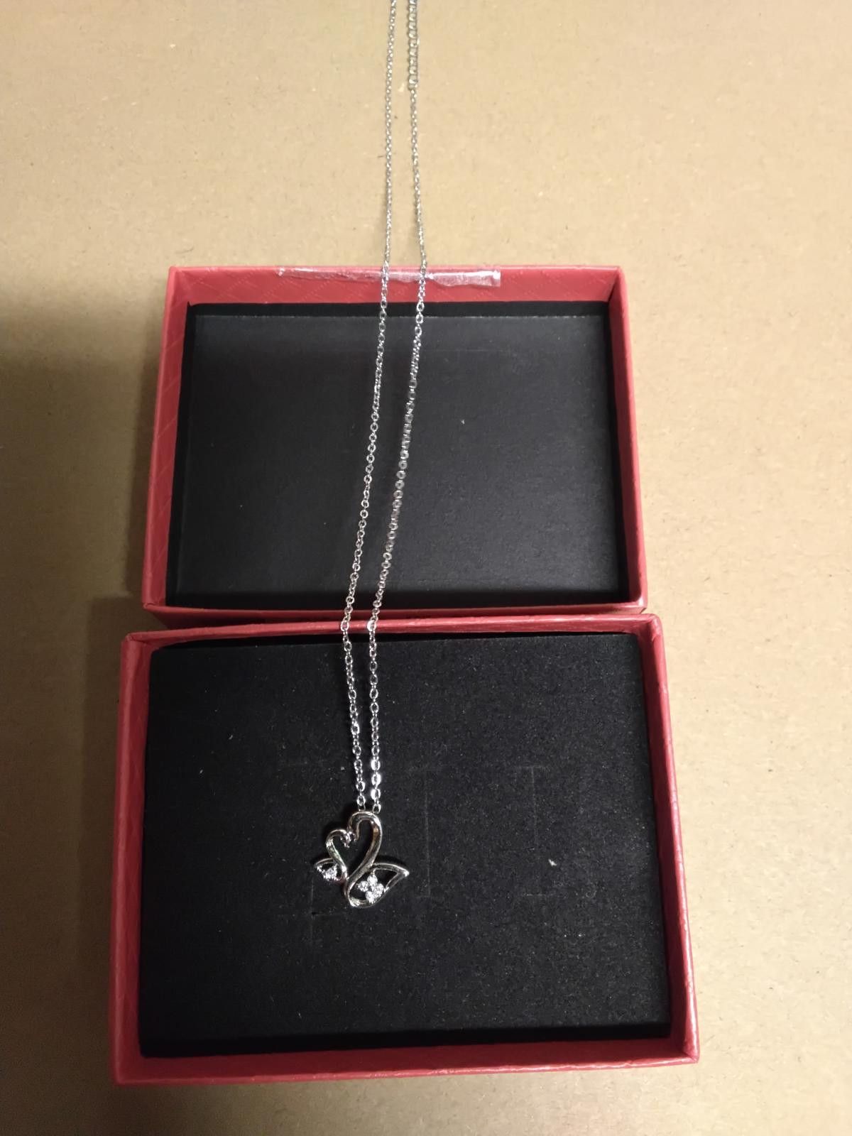 The Unbranded Brand Sparkling Swan Pendant Necklace - no box Size ONE SIZE - 2 Thumbnail