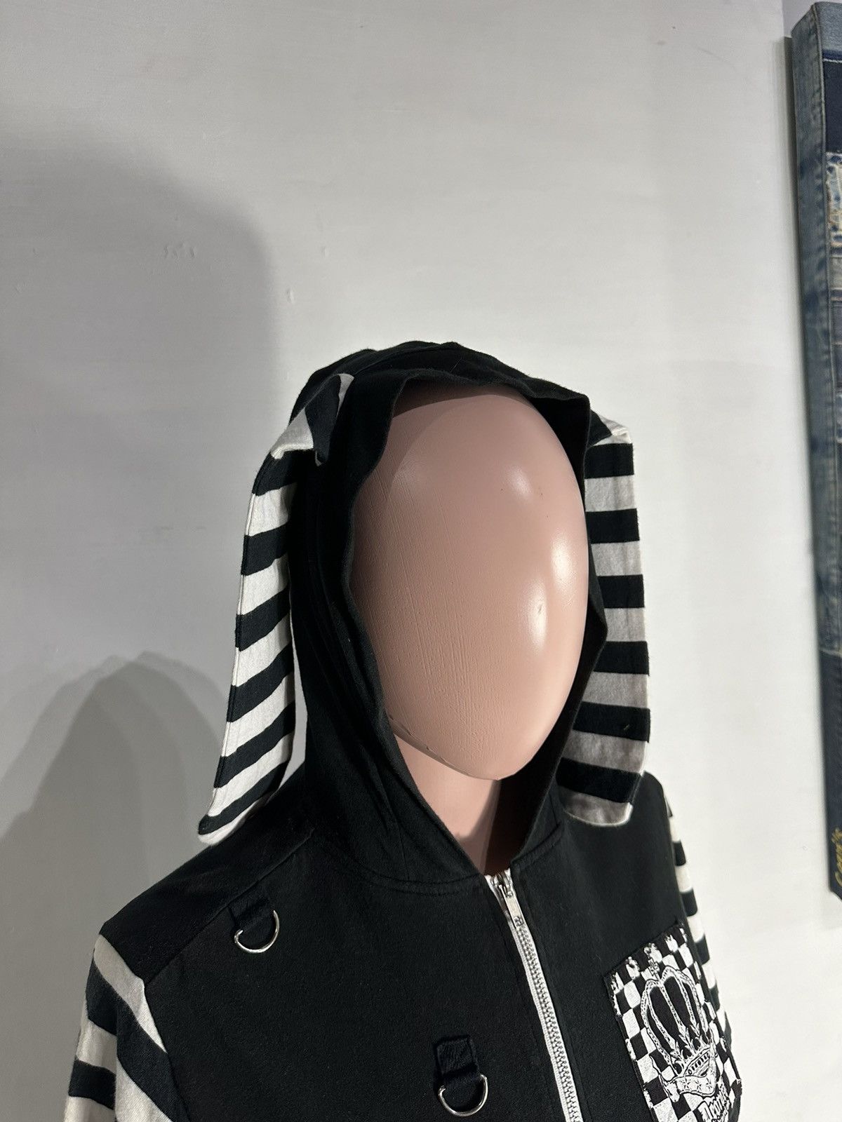 Japanese Brand Deorart Punk Bondage Bunny Hooded Zip Tshirt Size L / US 10 / IT 46 - 11 Thumbnail