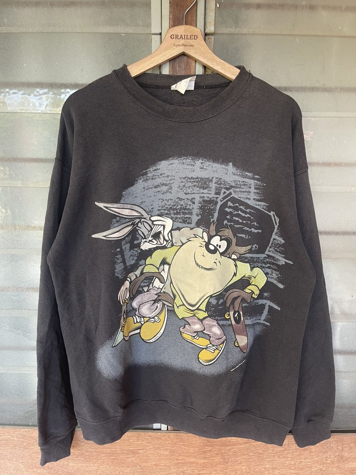 Warner Bros Vintage 90's Tasmanian Devil Skateboards Warner Bros Bunny Size US L / EU 52-54 / 3 - 8 Thumbnail