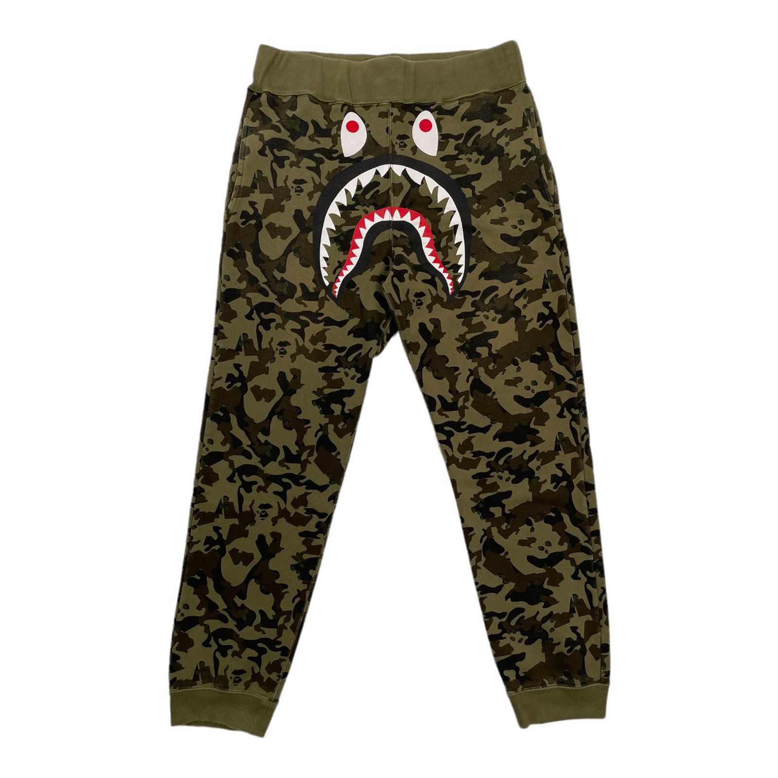 image of Bape Desert Camo Shark Slim Sweatpants Green Pre-Owned, Men's (Size 36)