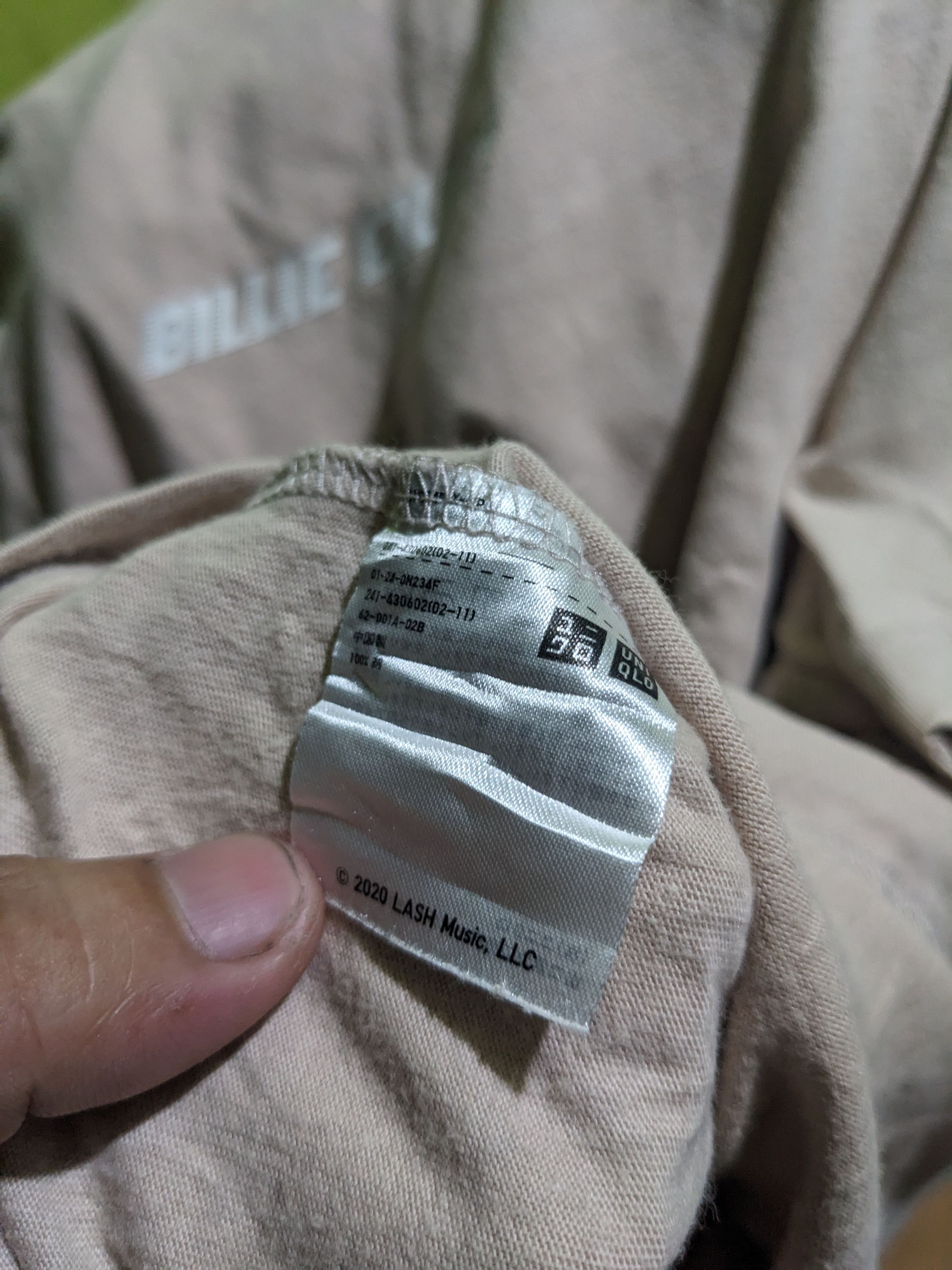 Billie Eilish × Uniqlo Uniqlo x Billie Eilish Size M / US 6-8 / IT 42-44 - 3 Thumbnail