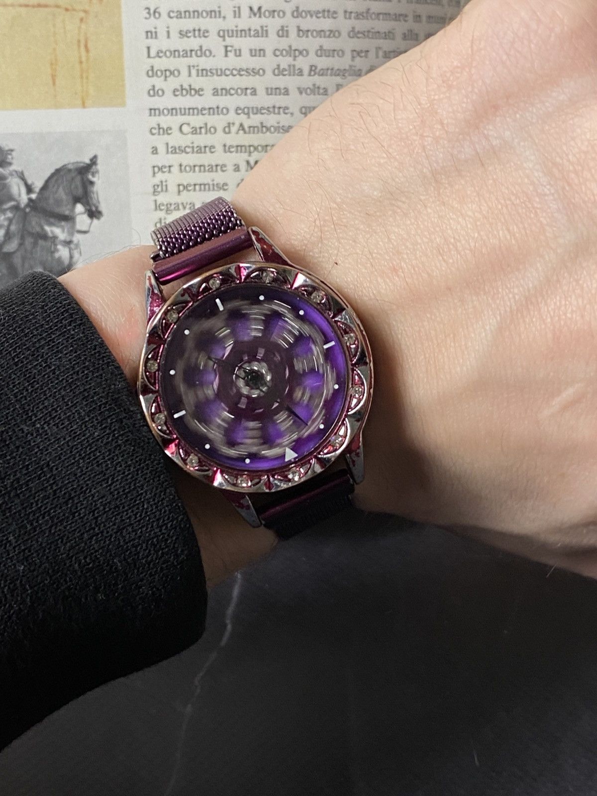 Japanese Brand Luxury Purple Spinning Flower Dial Magnetic Mesh Watch Size ONE SIZE - 4 Thumbnail