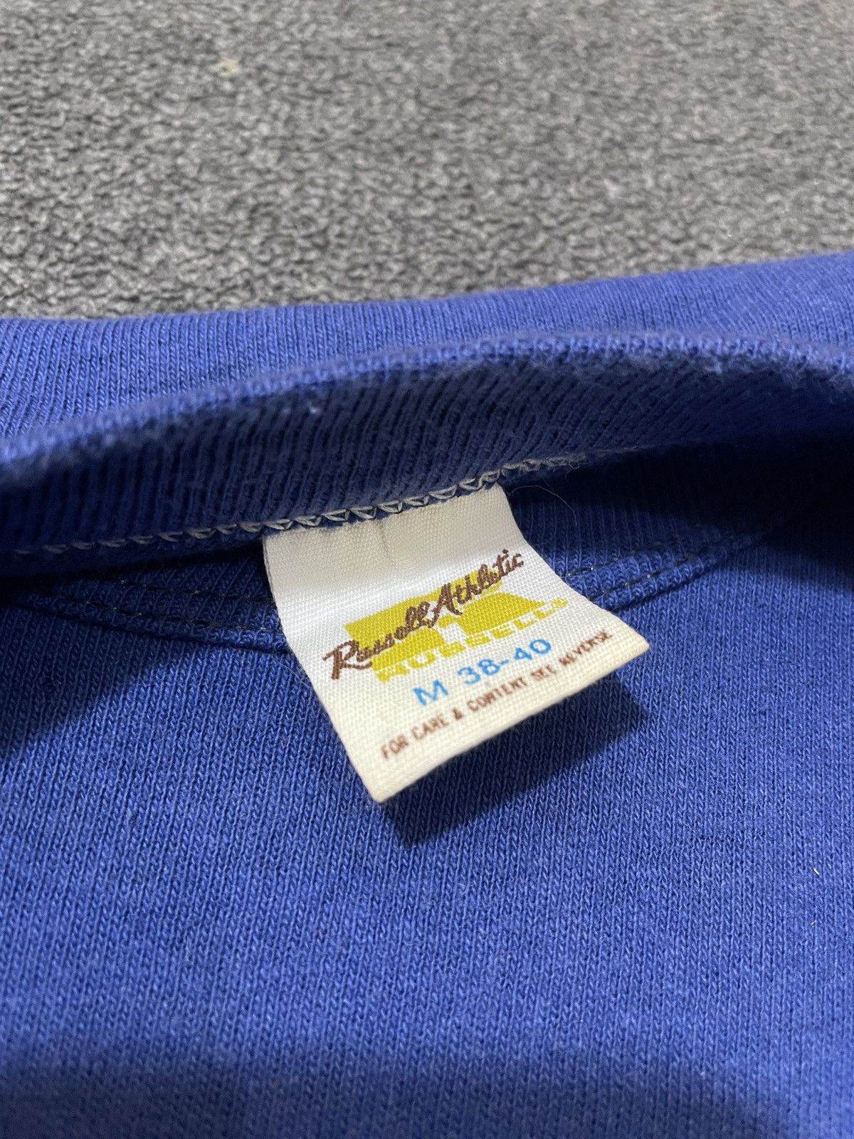 Russell Athletic Vintage Russel Athletic Honolulu 1982 T-shirt Size US M / EU 48-50 / 2 - 7 Thumbnail