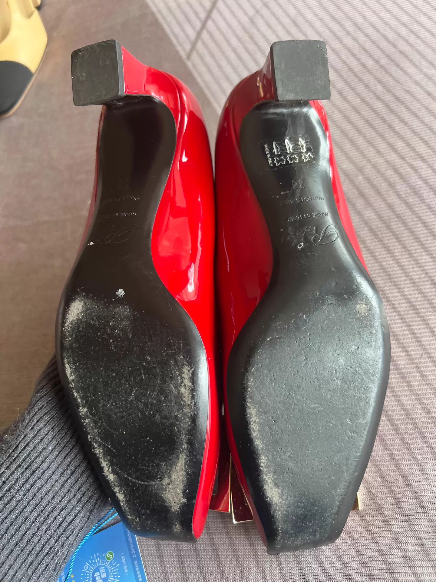 Roger Vivier Authentic Roger Vivier Pumps 36 Size US 5.5 / IT 35.5 - 2 Thumbnail