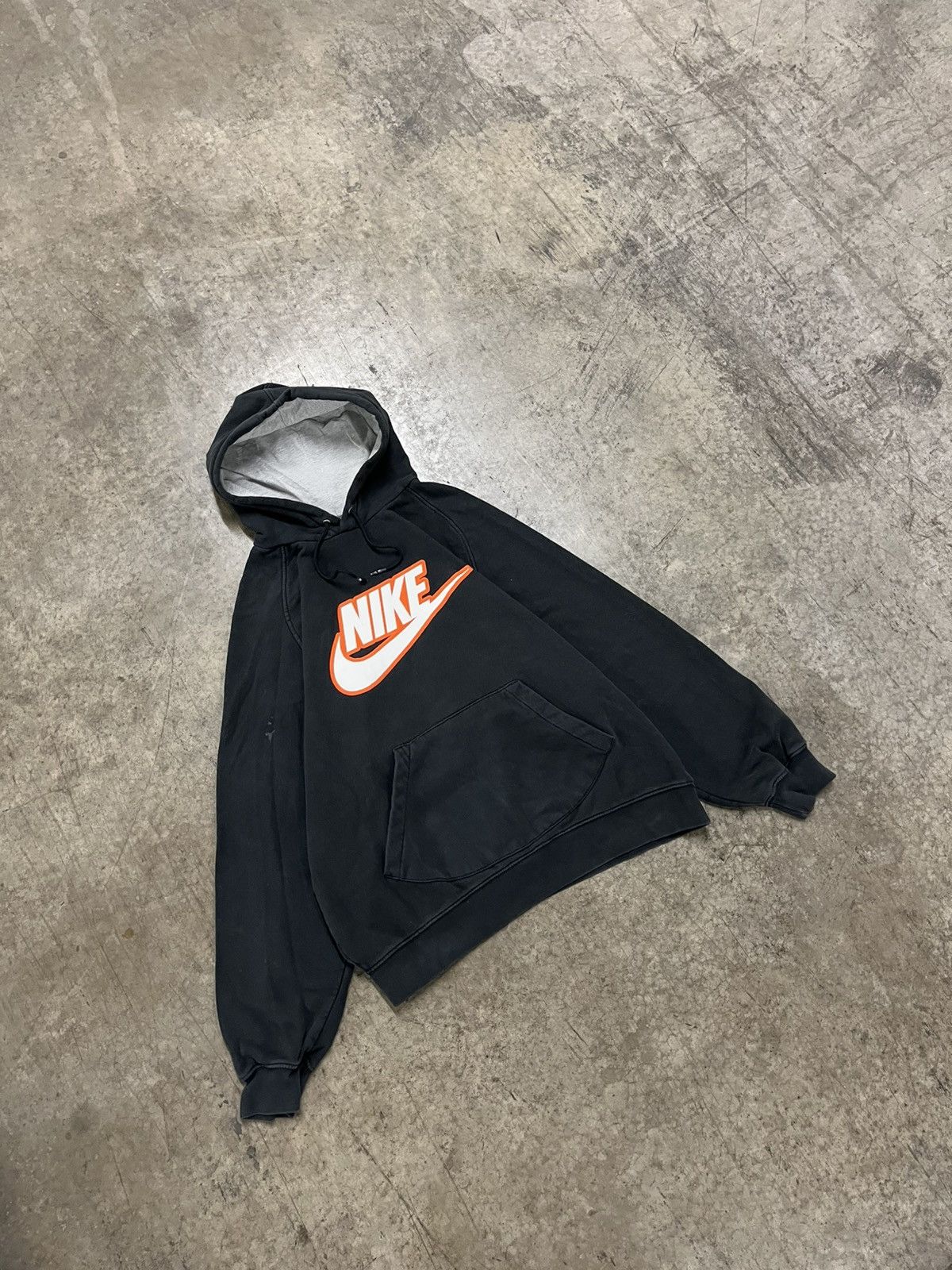 Nike × Vintage Nike big swoosh center swoosh y2k boxy fit hoodie skater Size US L / EU 52-54 / 3 - 2 Thumbnail