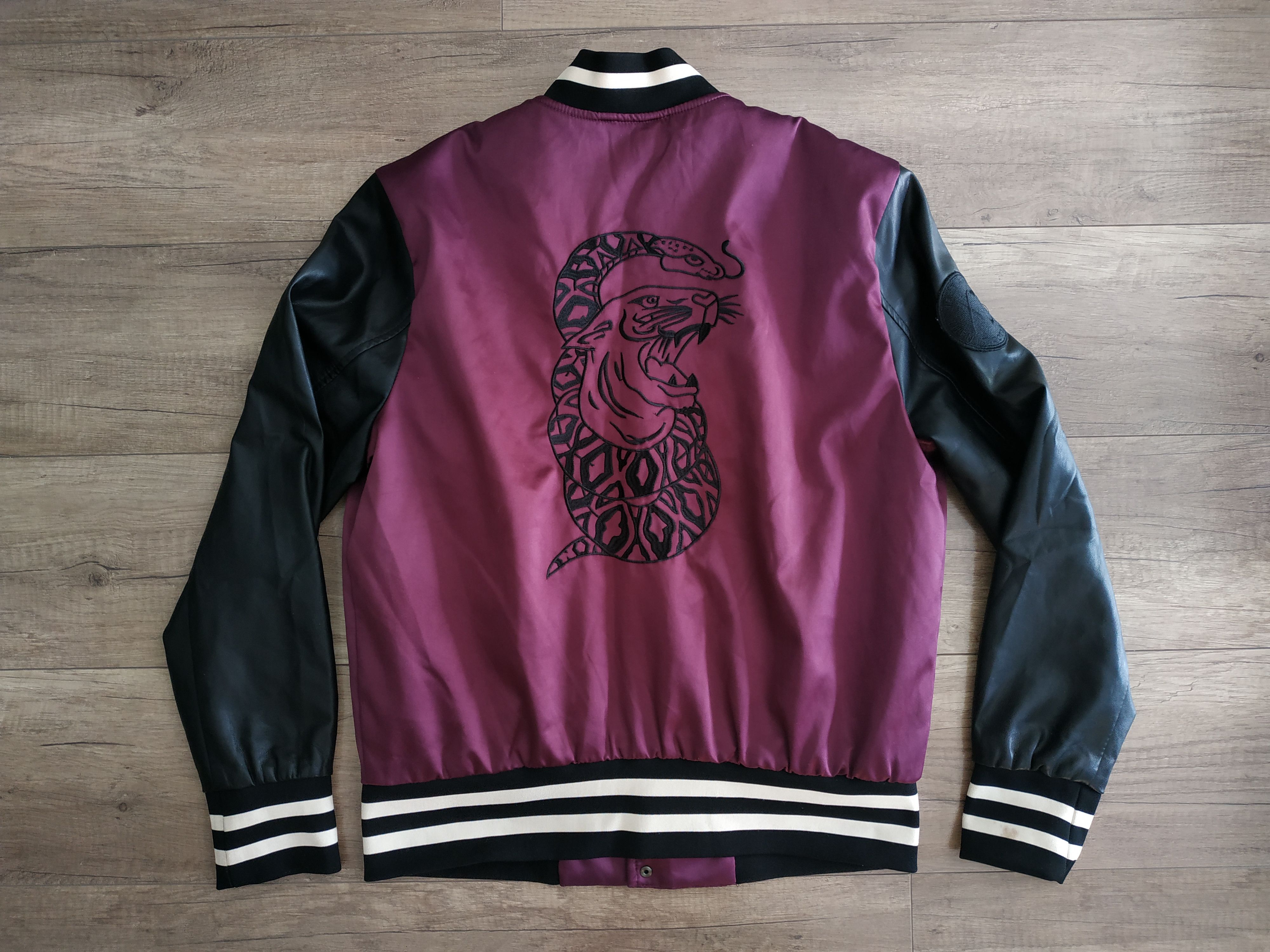 H&M × The Weeknd H&M x The Weeknd Men's Varsity/Bomber Jacket, s. MEDIUM Size US M / EU 48-50 / 2 - 3 Thumbnail